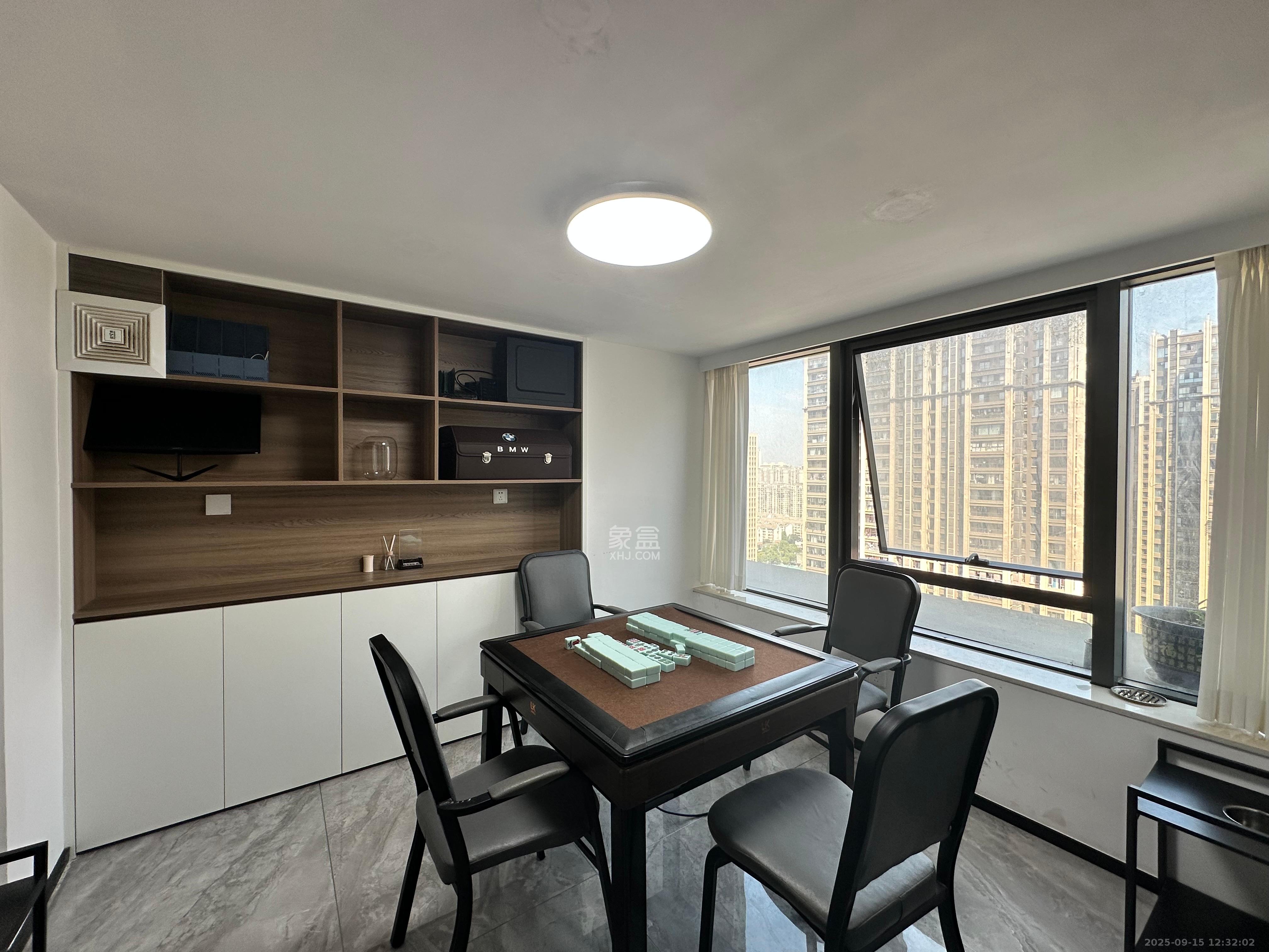 龙湖铂金岛 3室2厅1卫 6800.0元/月 龙湖铂金岛 3室2厅1卫 6800.0元/月室内图