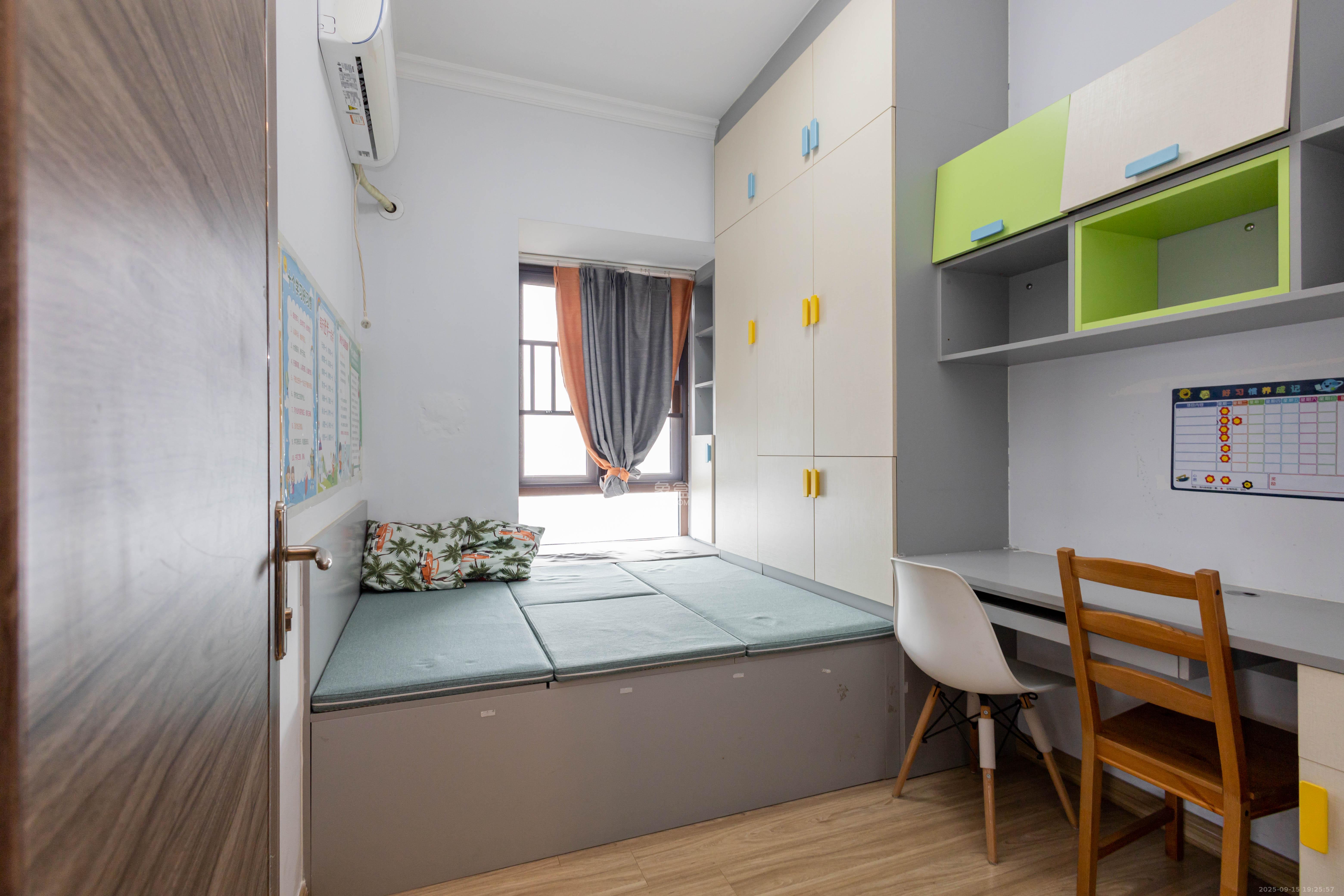 碧桂园星城首府 2室1厅1卫 2500.0元/月 碧桂园星城首府 2室1厅1卫 2500.0元/月室内图