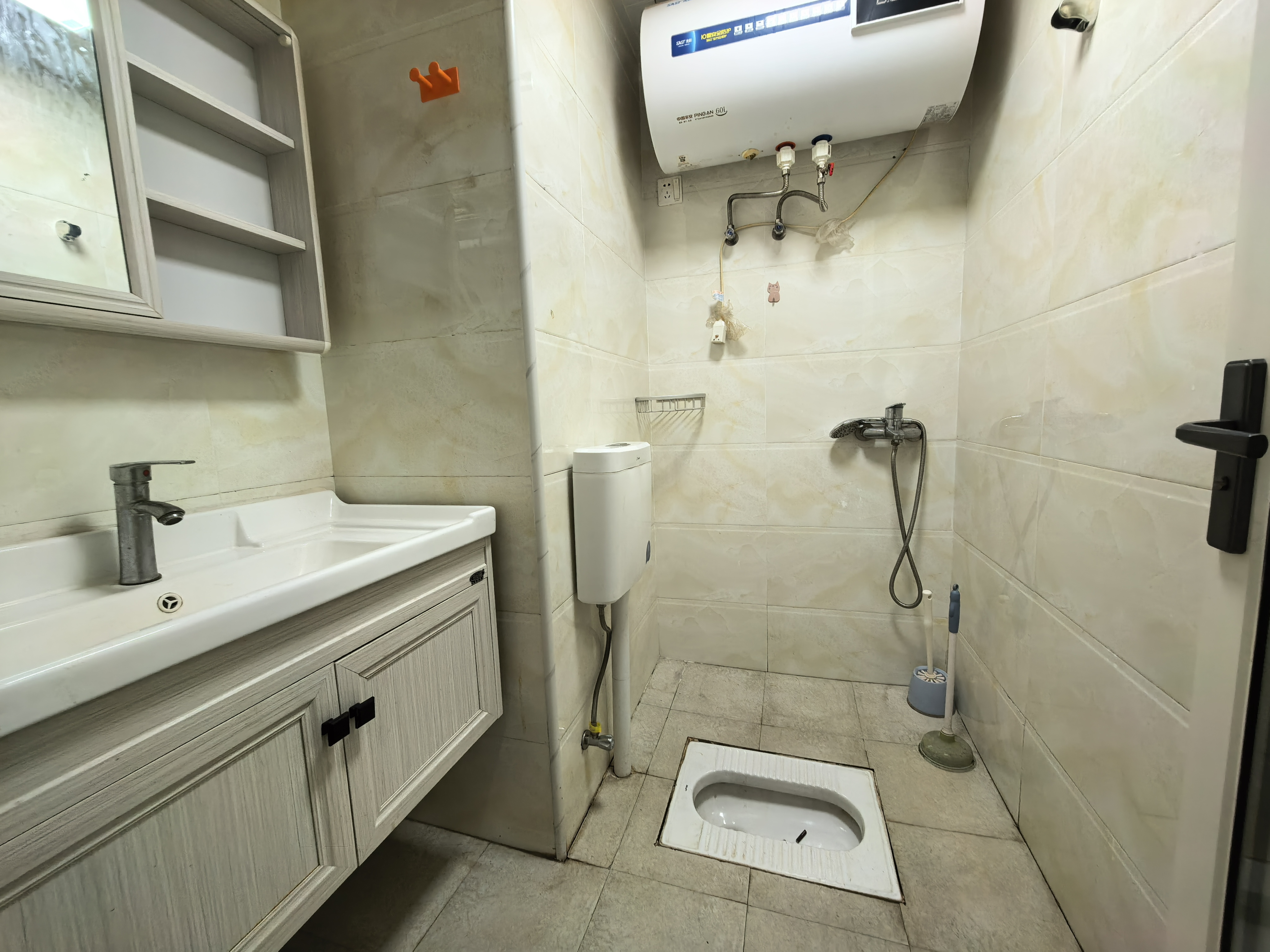 华润置地广场二期 1室1厅1卫 1500.0元/月 华润置地广场二期 1室1厅1卫 1500.0元/月户型图