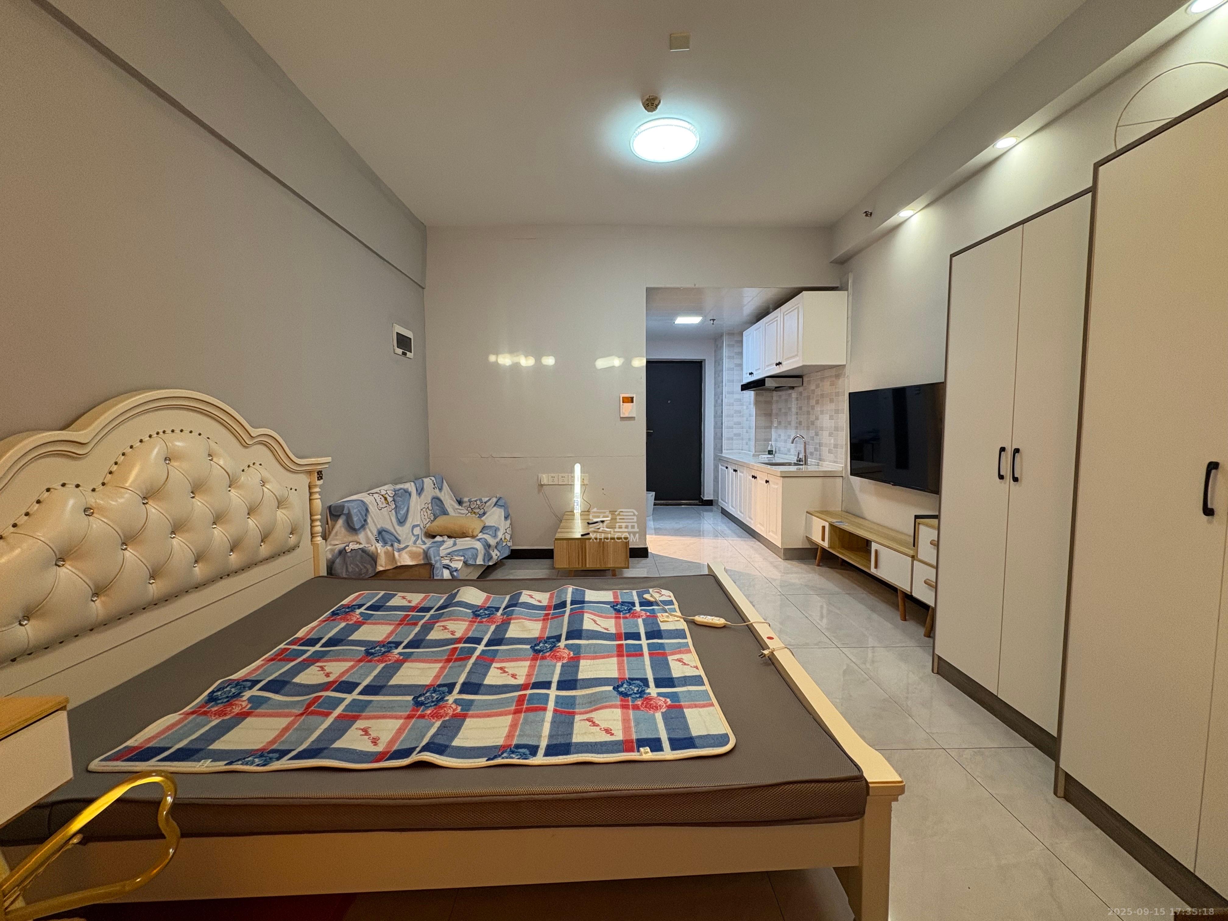 芙蓉万国城MOMA（卓越汇富苑）  1室1厅1卫    1500.0元/月室内图