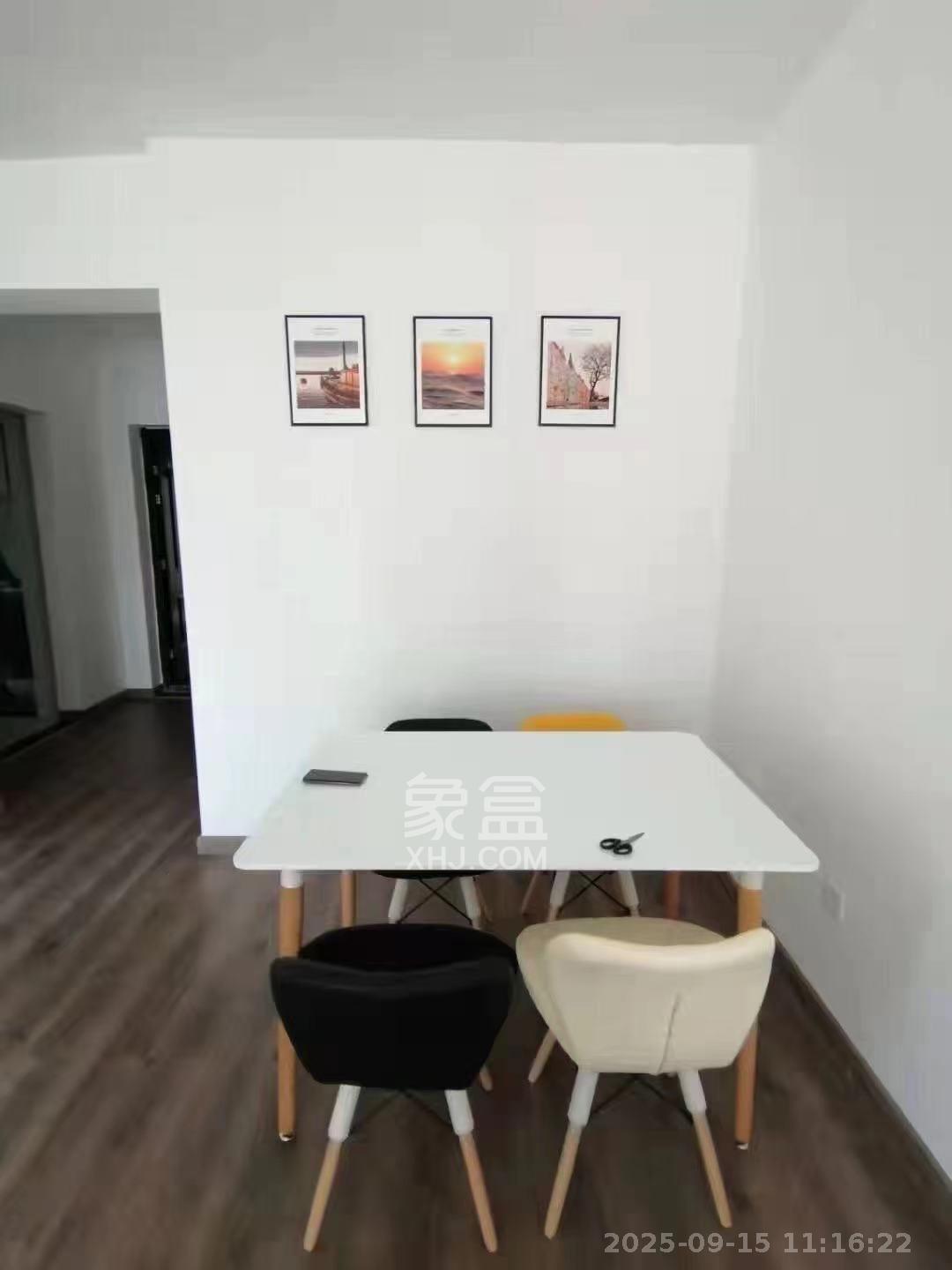 北大资源理想家园 3室2厅1卫 2800.0元/月 北大资源理想家园 3室2厅1卫 2800.0元/月室内图