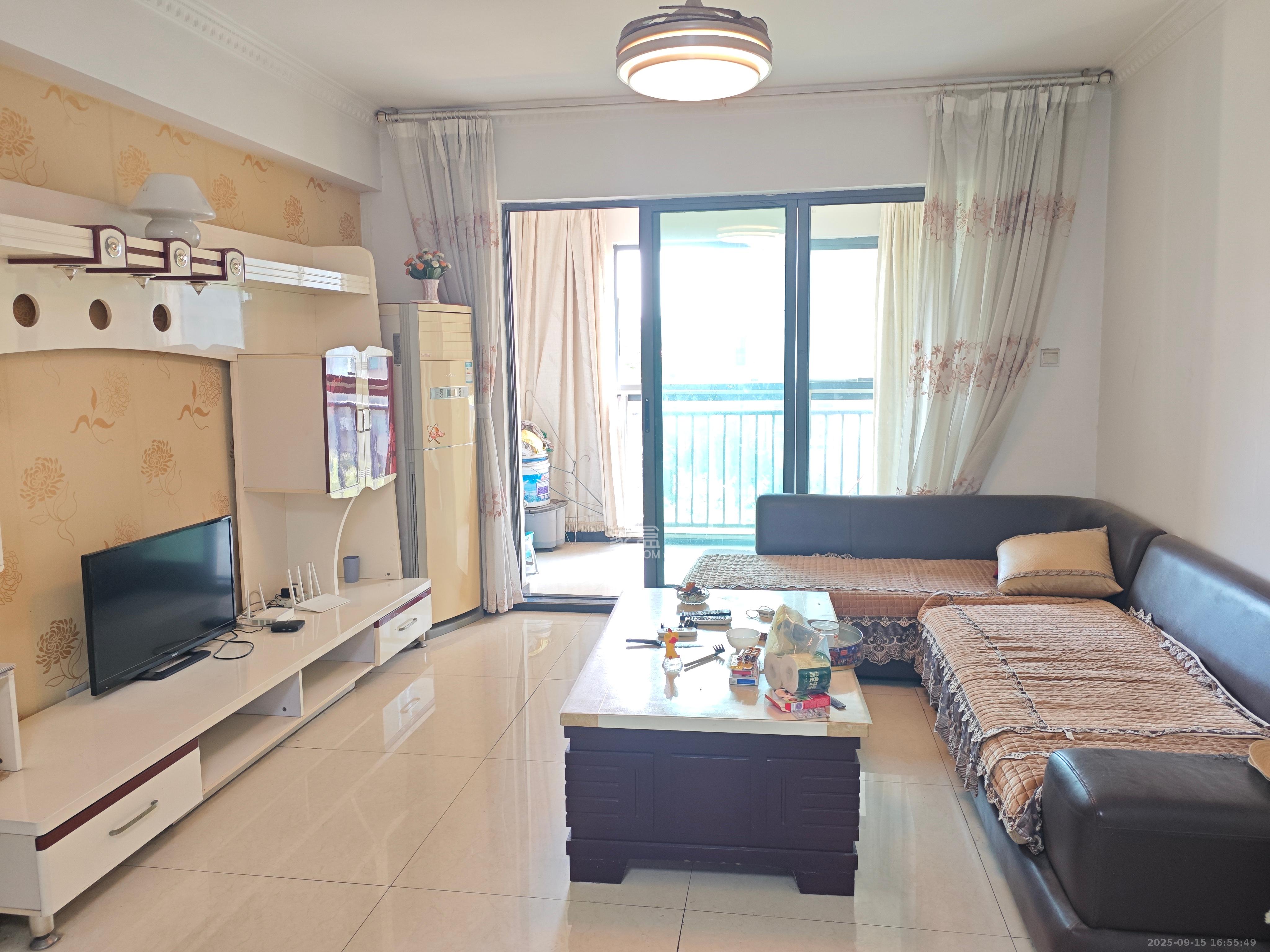 卓越蔚蓝海岸一期 2室2厅2卫 1900.0元/月 卓越蔚蓝海岸一期 2室2厅2卫 1900.0元/月室内图