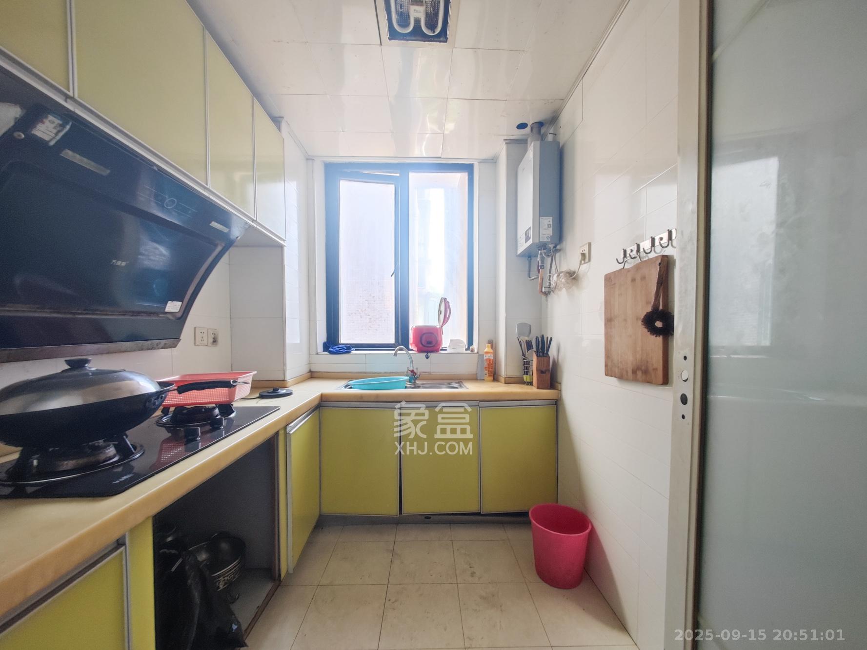 大为时代家园 2室2厅2卫 56.0万 大为时代家园 2室2厅2卫 56.0万厨房