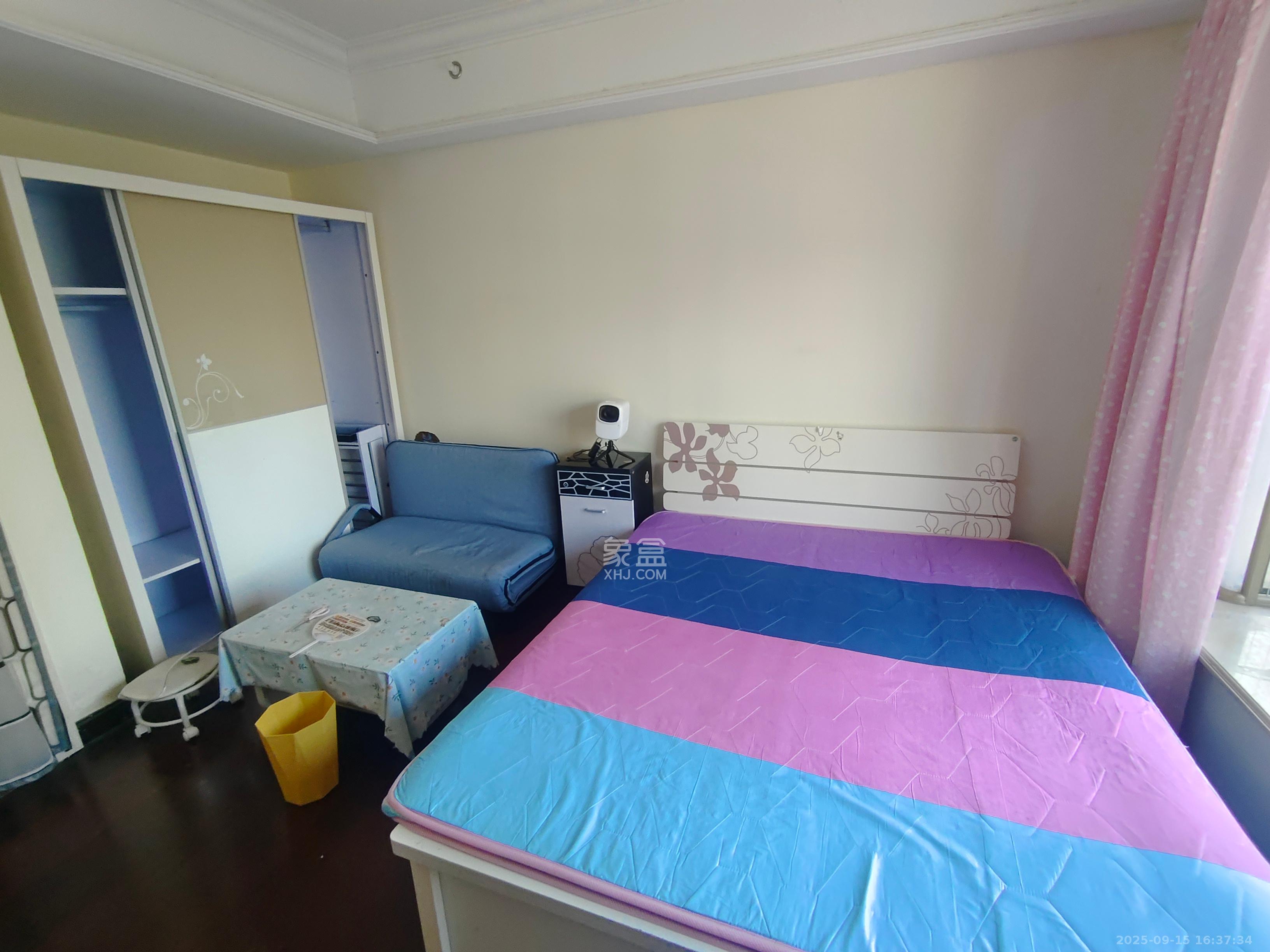 恒大华府  1室1厅1卫    1100.0元/月室内图