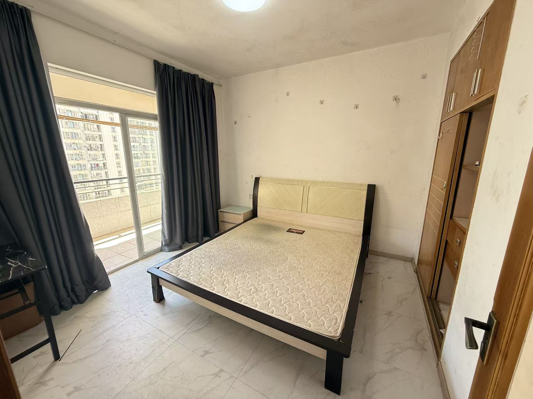 景瑞花园 1室0厅0卫 3100.0元/月 景瑞花园 1室0厅0卫 3100.0元/月室内图