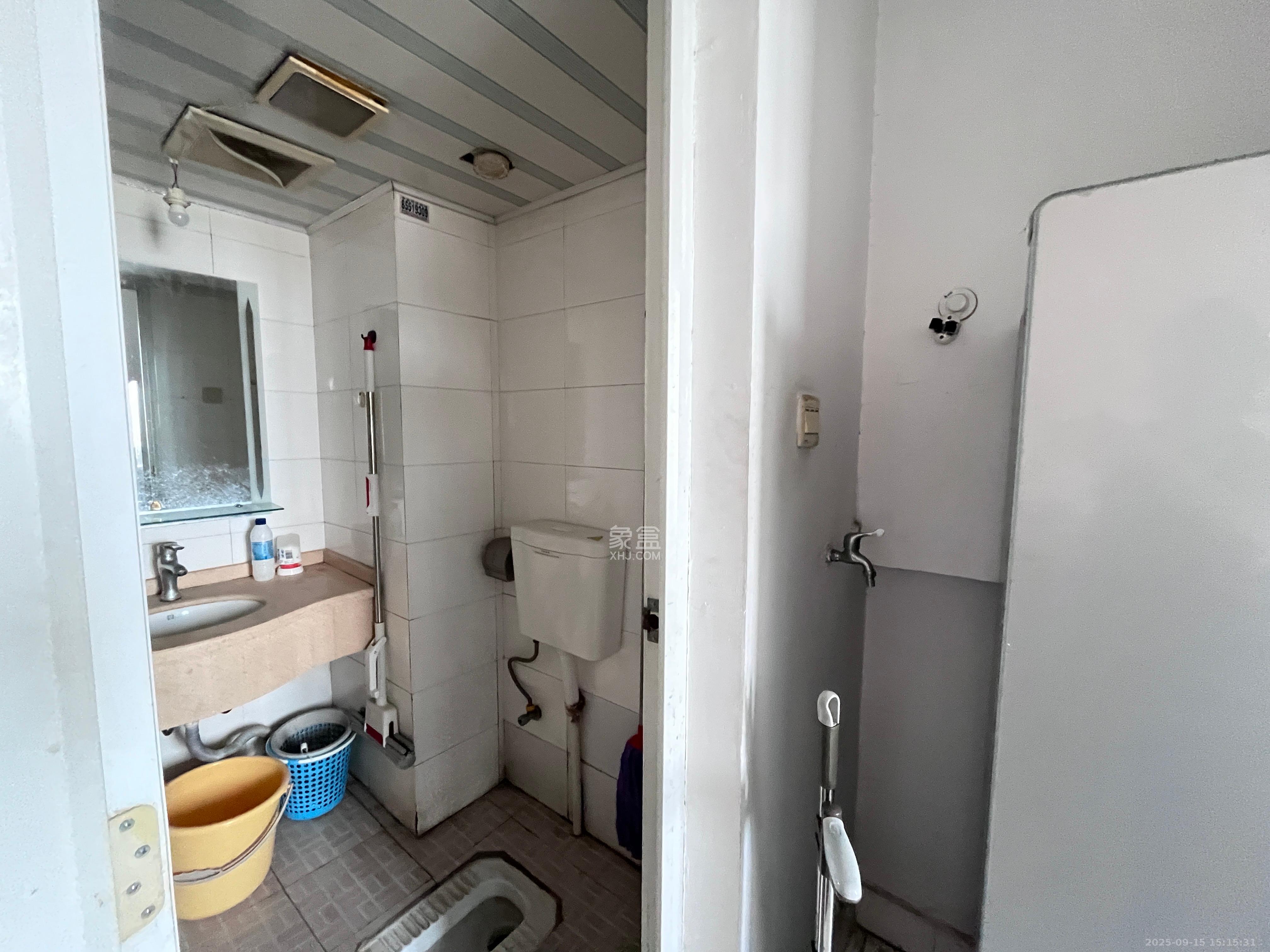 诺亚方舟大厦  1室1厅1卫    1800.0元/月 诺亚方舟大厦  1室1厅1卫    1800.0元/月室内图