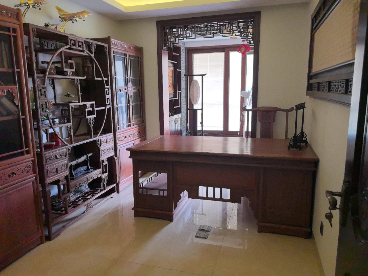 海阔天空-国瑞城二期(雅仕苑) 4室2厅2卫 5000.0元/月 海阔天空-国瑞城二期(雅仕苑) 4室2厅2卫 5000.0元/月室内图