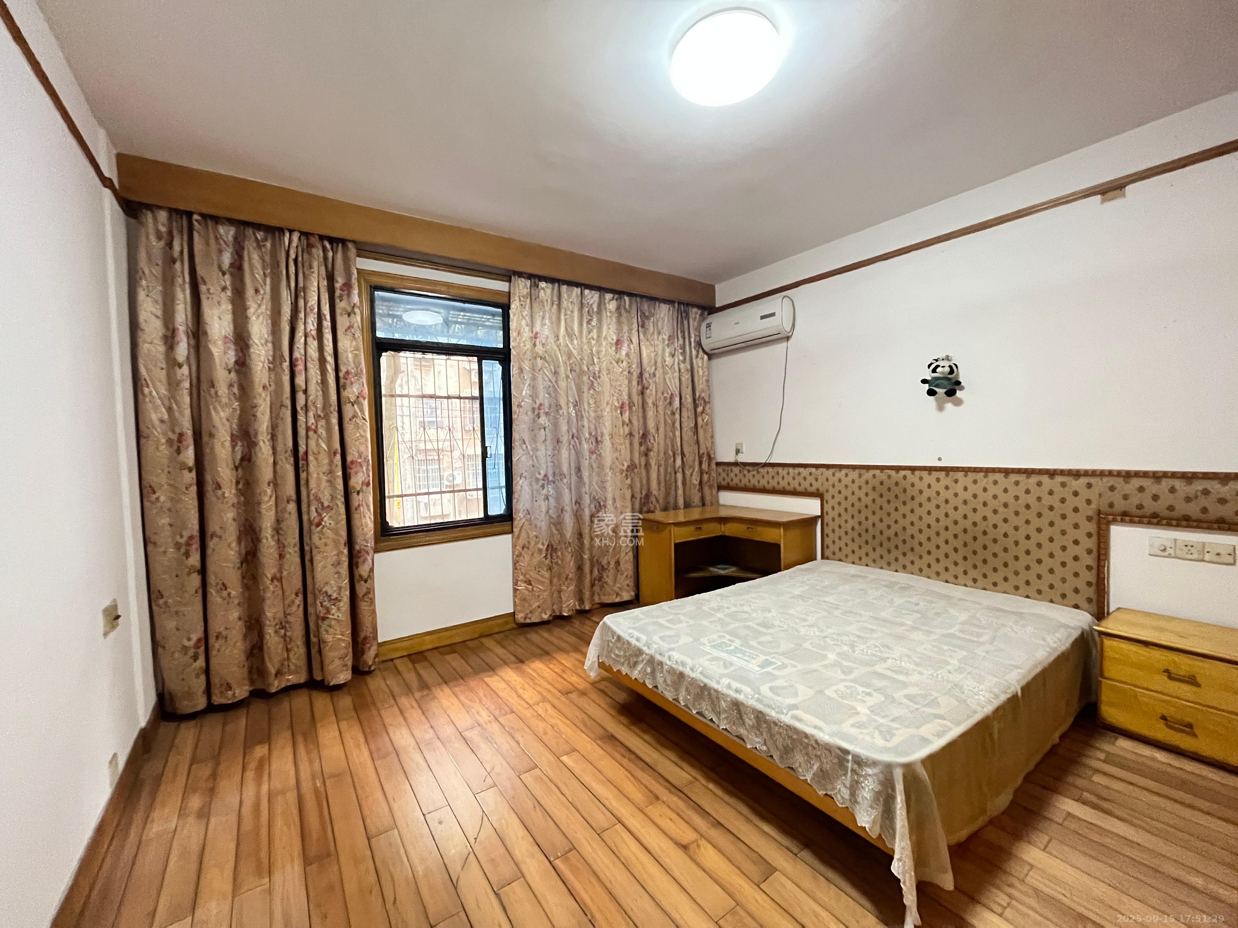 邮电新村  2室2厅1卫    1600.0元/月室内图