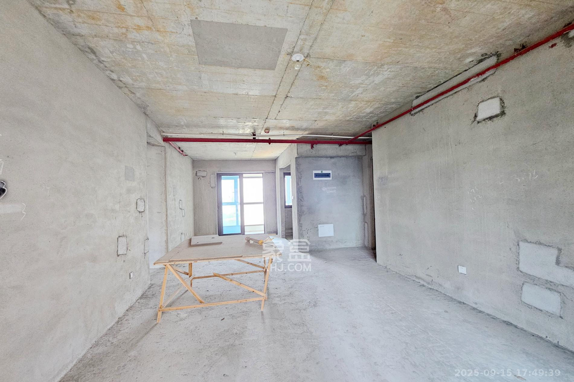 明昇壹城（明昇时代广场）二期  3室2厅2卫    145.0万客厅