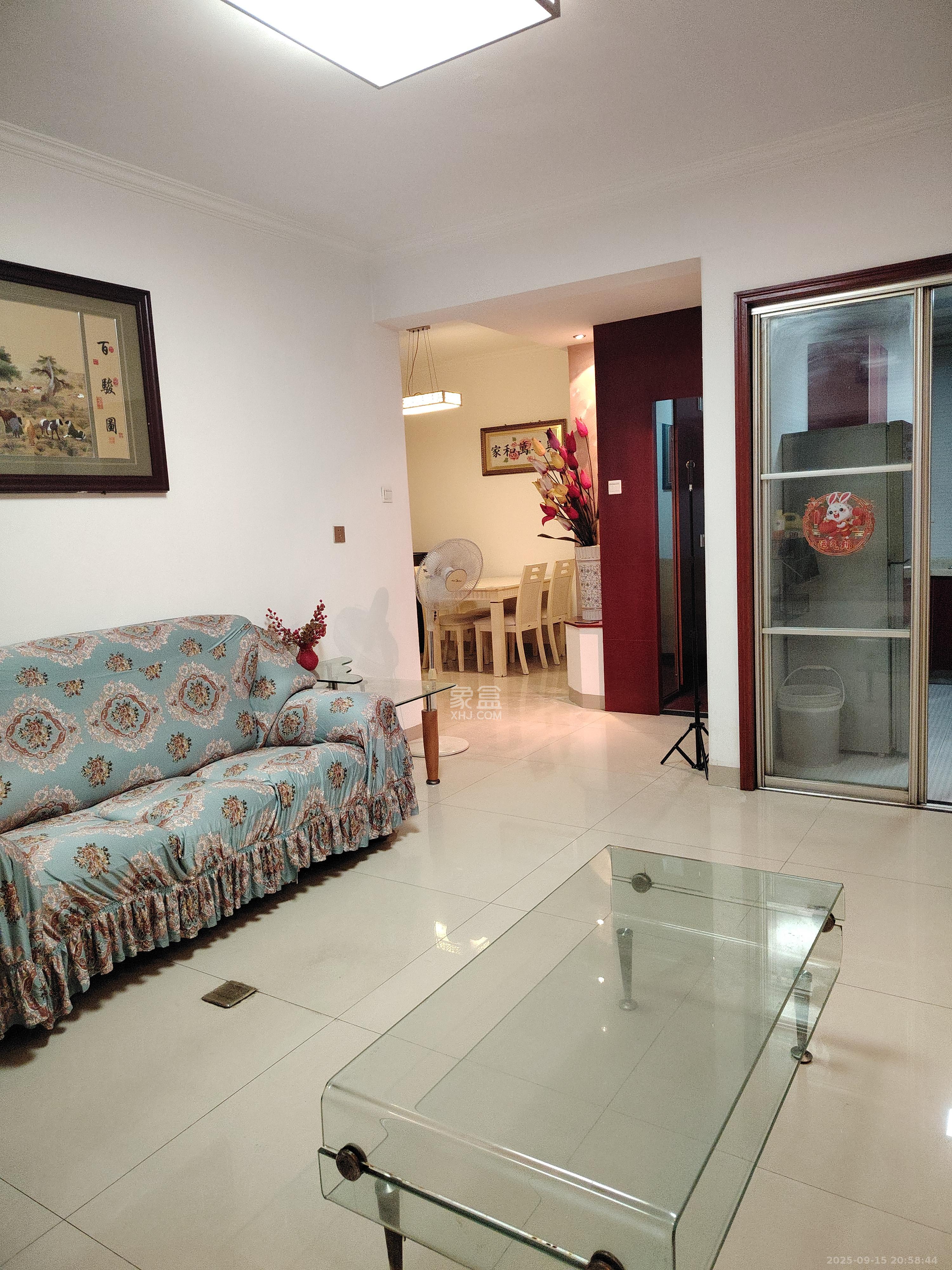 锦绣世纪  1室0厅0卫    2400.0元/月 锦绣世纪  1室0厅0卫    2400.0元/月室内图