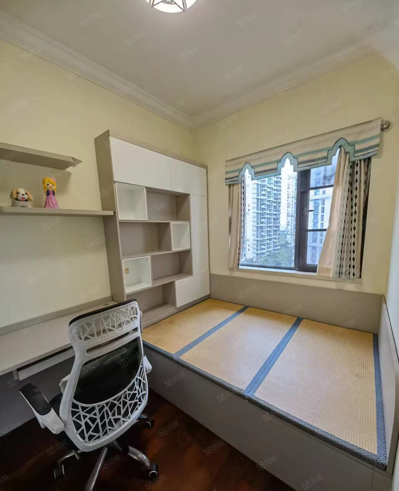 恒大海口文化旅游城 1室0厅0卫 140.0万 恒大海口文化旅游城 1室0厅0卫 140.0万客厅