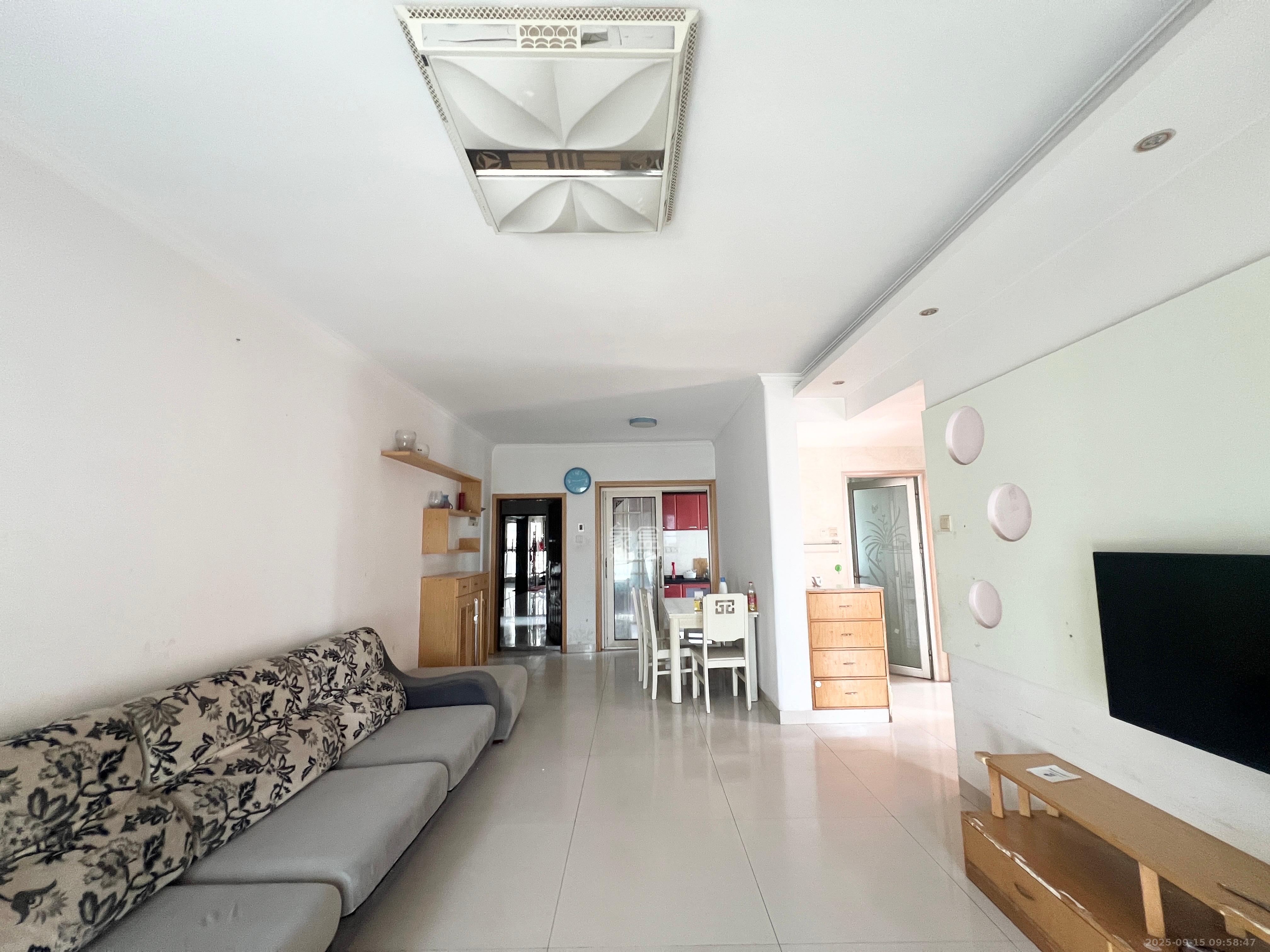 蓝山郡  3室1厅1卫    1900.0元/月室内图