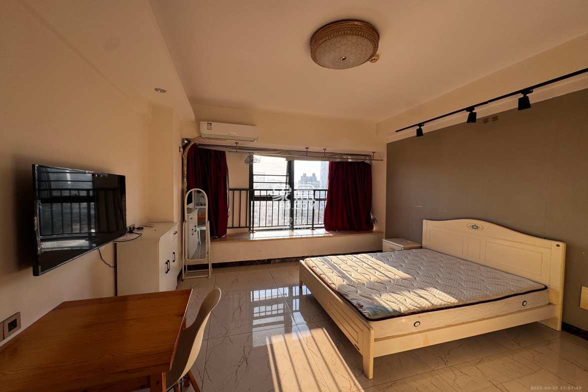 众东国际 1室1厅1卫 1800.0元/月 众东国际 1室1厅1卫 1800.0元/月室内图