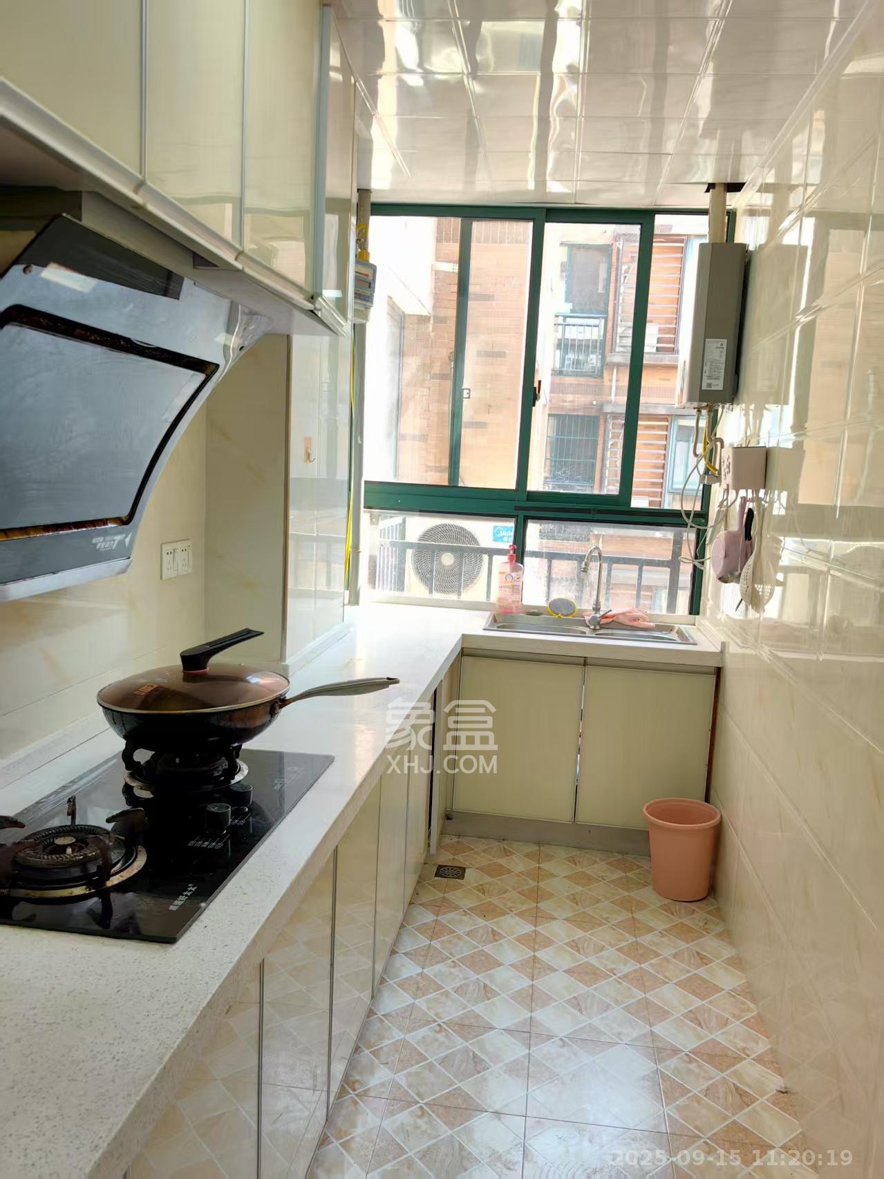 华美公寓（新猎鹰公寓）  2室2厅1卫    1800.0元/月室内图