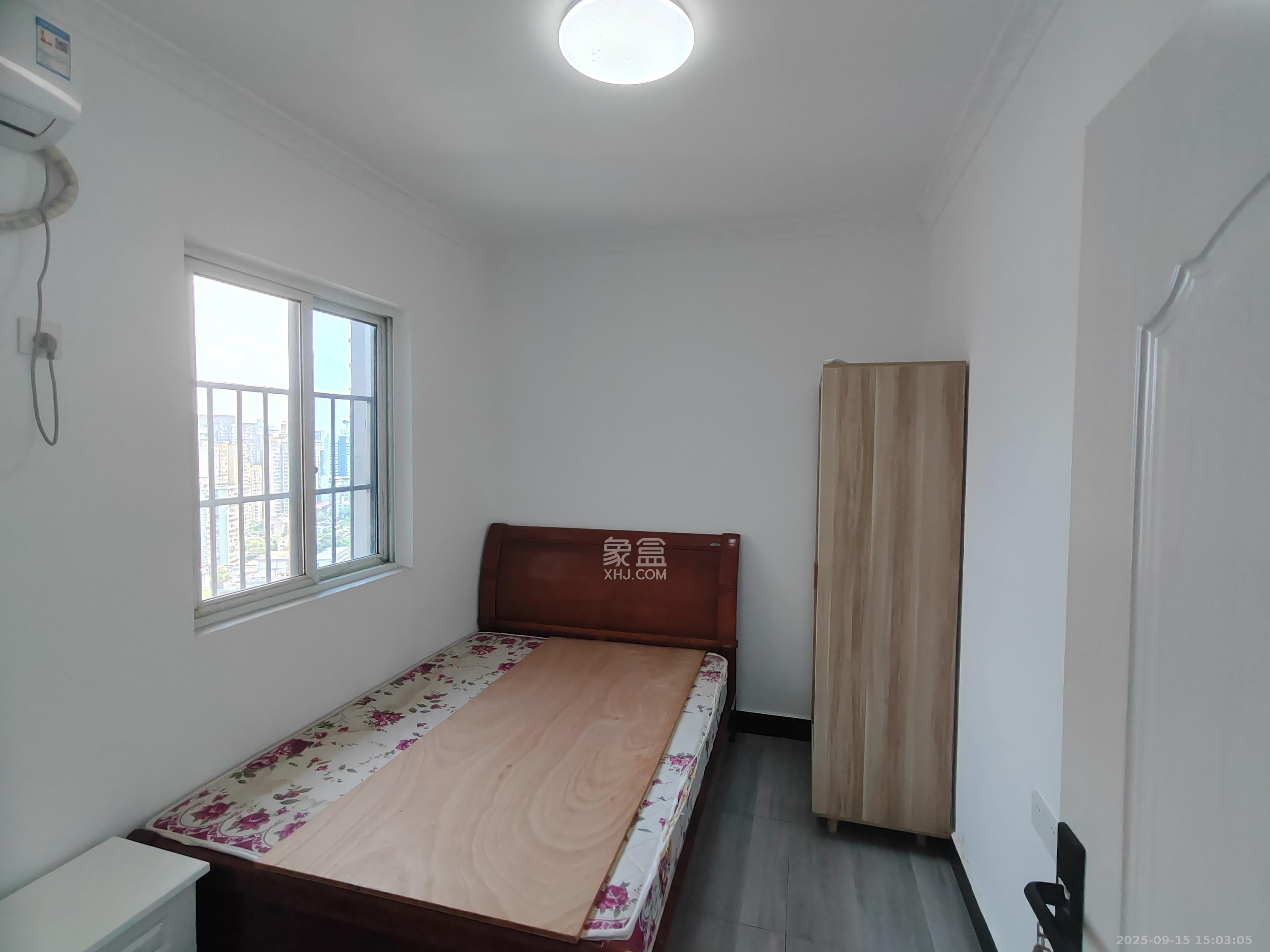 益佳苑 3室2厅2卫 3400.0元/月 益佳苑 3室2厅2卫 3400.0元/月室内图