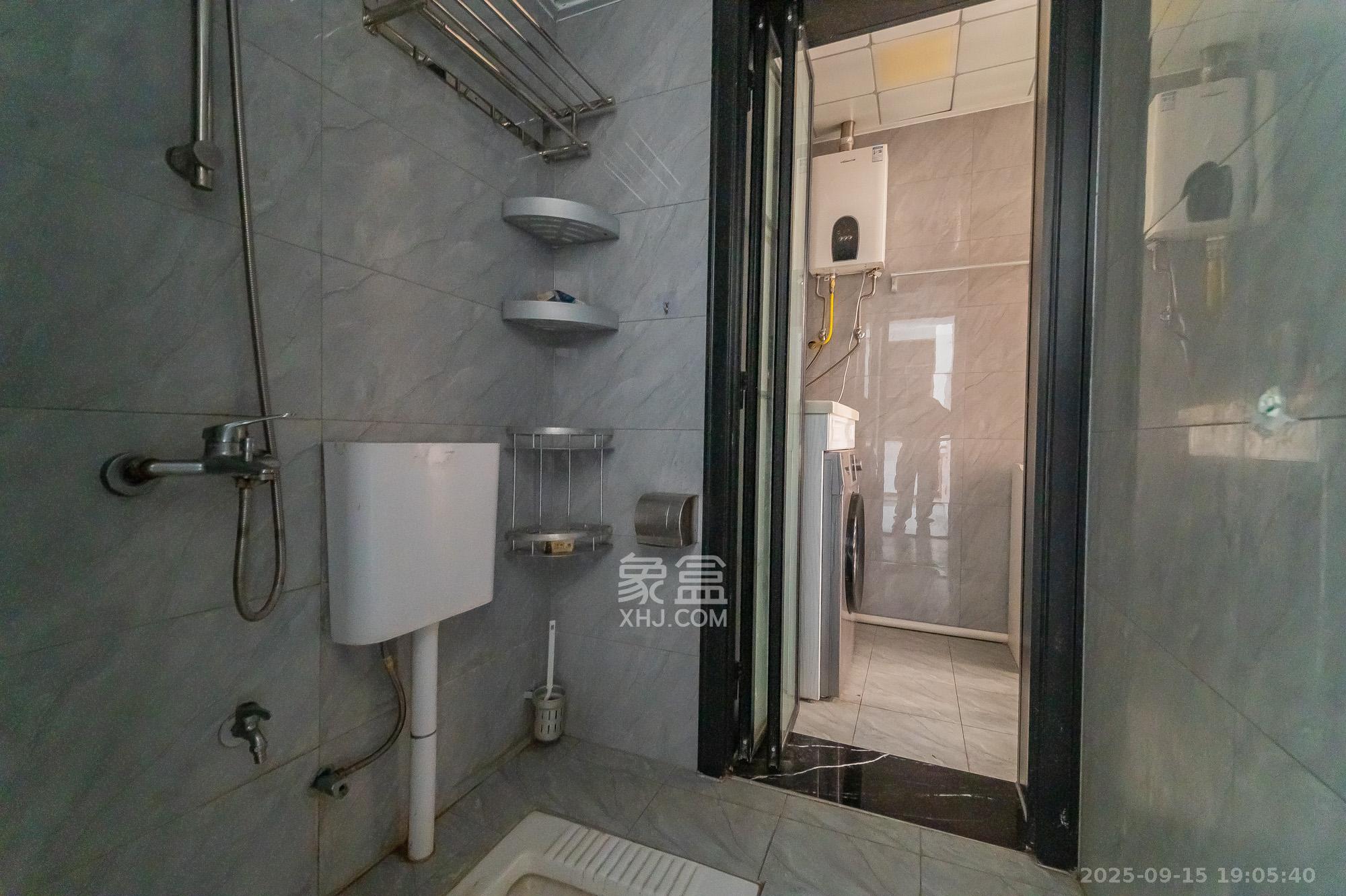 深业喜汇 2室2厅1卫 56.0万 深业喜汇 2室2厅1卫 56.0万卫生间