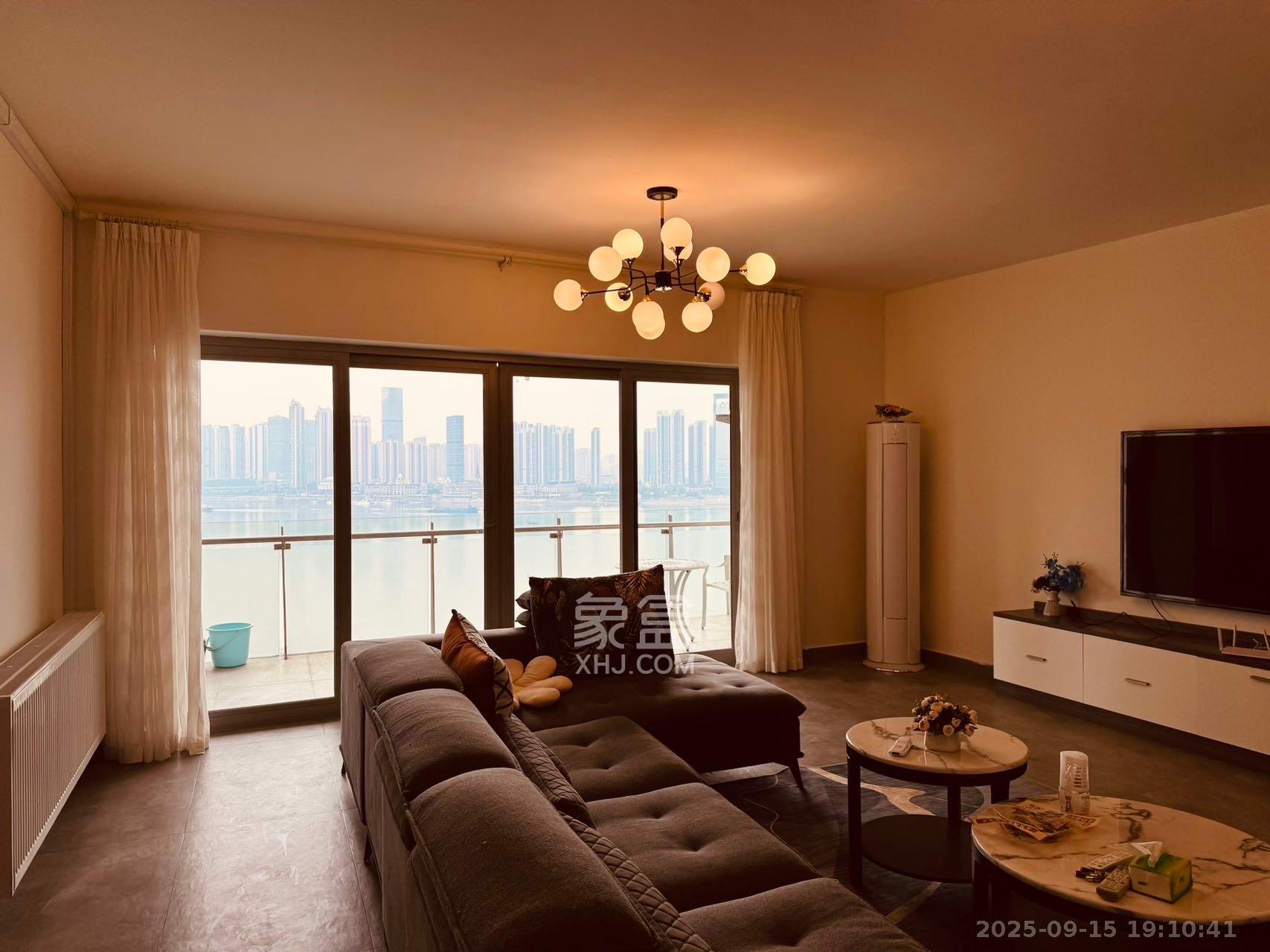 北辰定江洋  1室2厅2卫    10000.0元/月 北辰定江洋  1室2厅2卫    10000.0元/月室内图