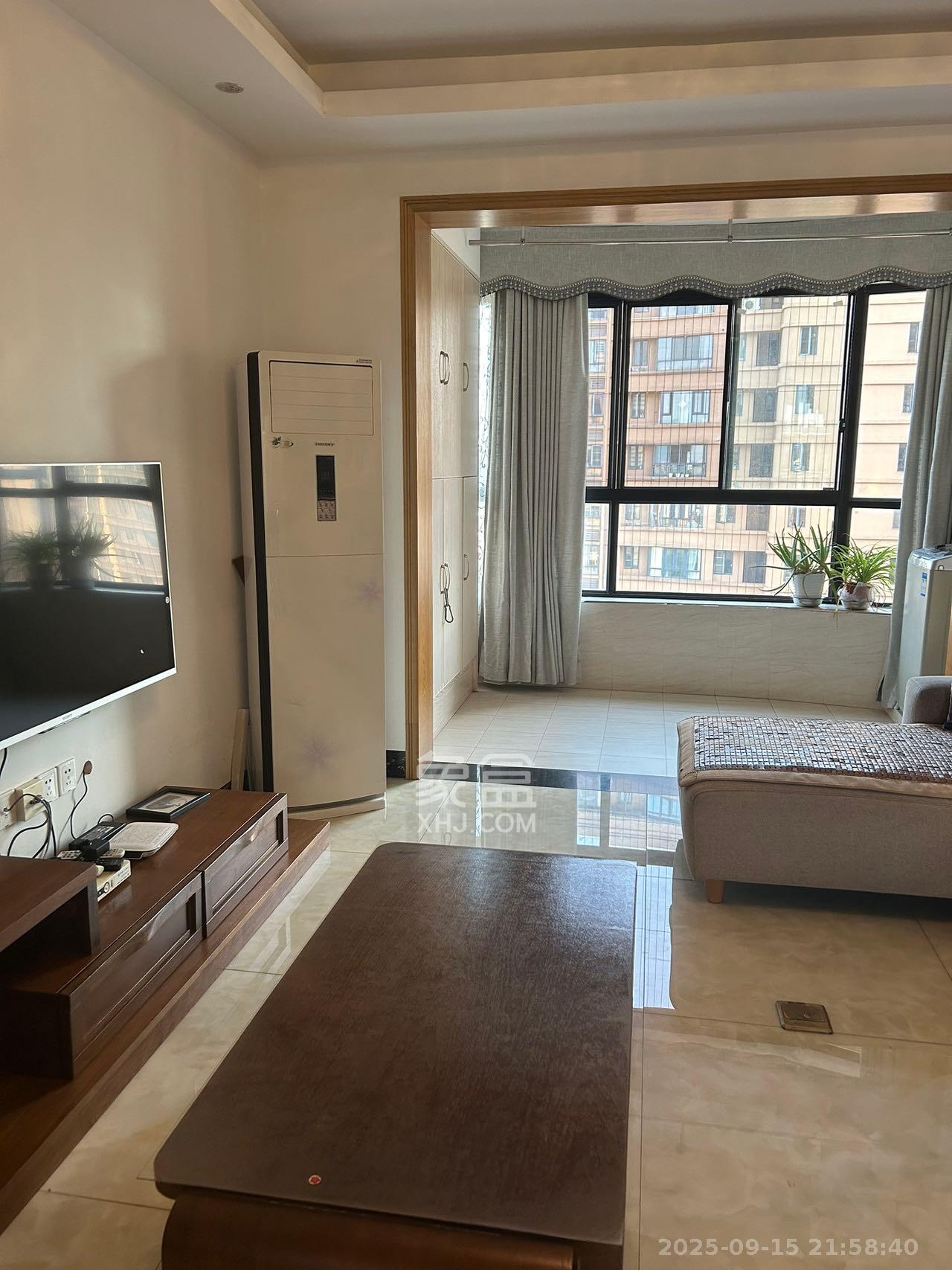 五矿万境水岸一期(万境水岸嘉苑) 3室2厅1卫 2400.0元/月 五矿万境水岸一期(万境水岸嘉苑) 3室2厅1卫 2400.0元/月室内图