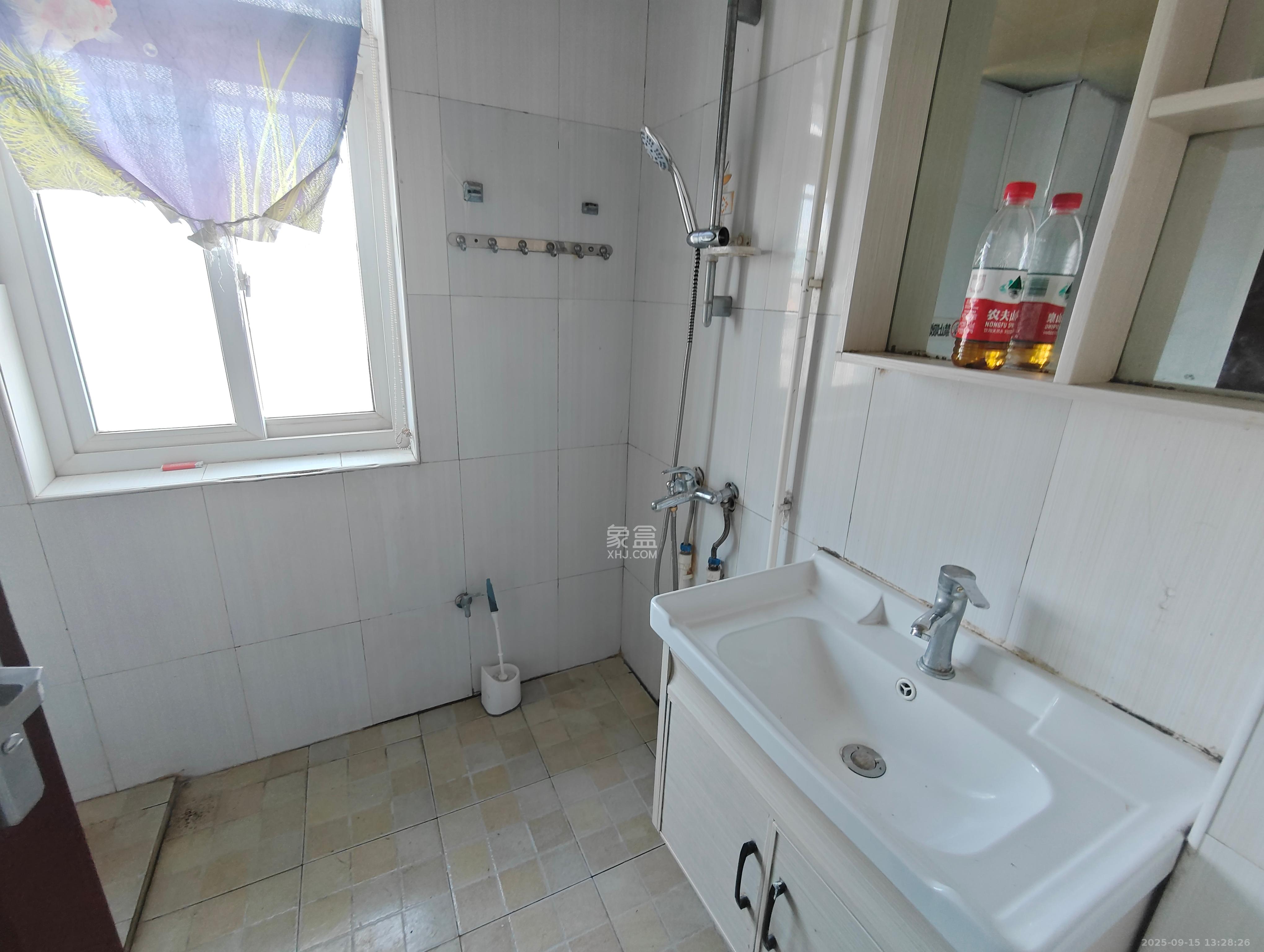 三王丽都 2室2厅1卫 2800.0元/月 三王丽都 2室2厅1卫 2800.0元/月室内图