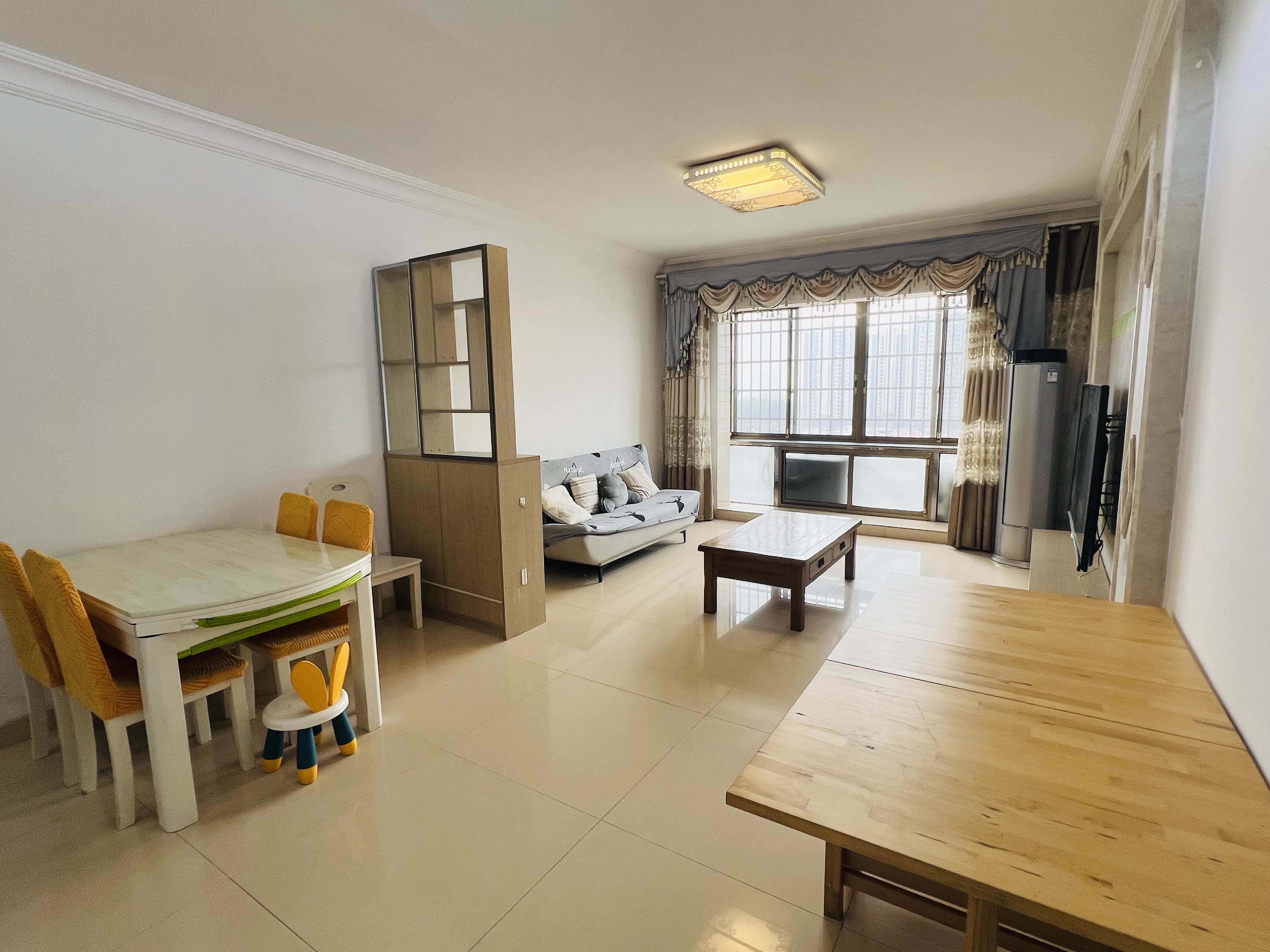 碧桂园 3室2厅1卫 1800.0元/月 碧桂园 3室2厅1卫 1800.0元/月室内图