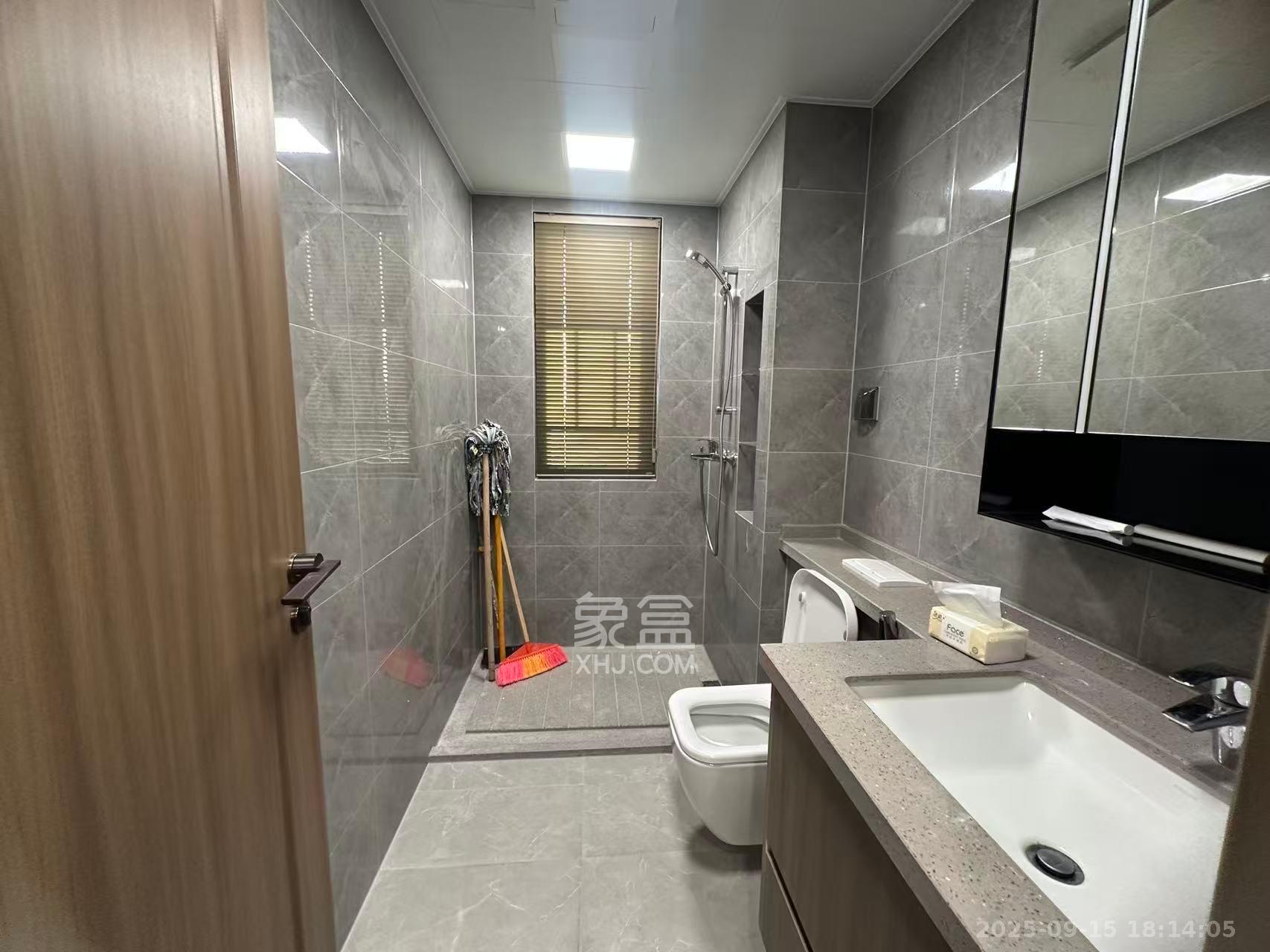 金茂越秀雨花金茂智慧科学城 4室2厅2卫 4000.0元/月 金茂越秀雨花金茂智慧科学城 4室2厅2卫 4000.0元/月室内图