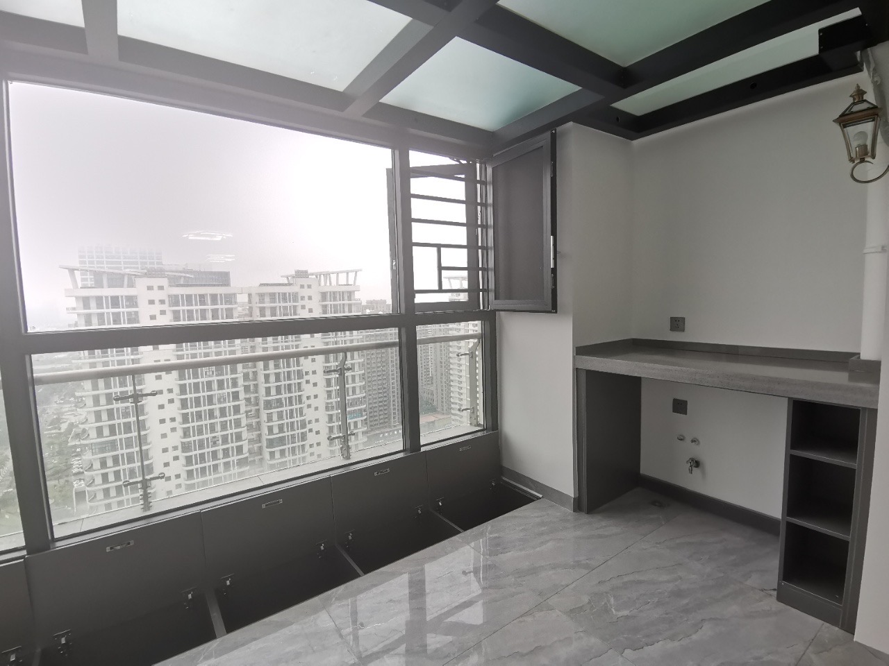 远大购物广场  2室2厅2卫    1800.0元/月 远大购物广场  2室2厅2卫    1800.0元/月户型图