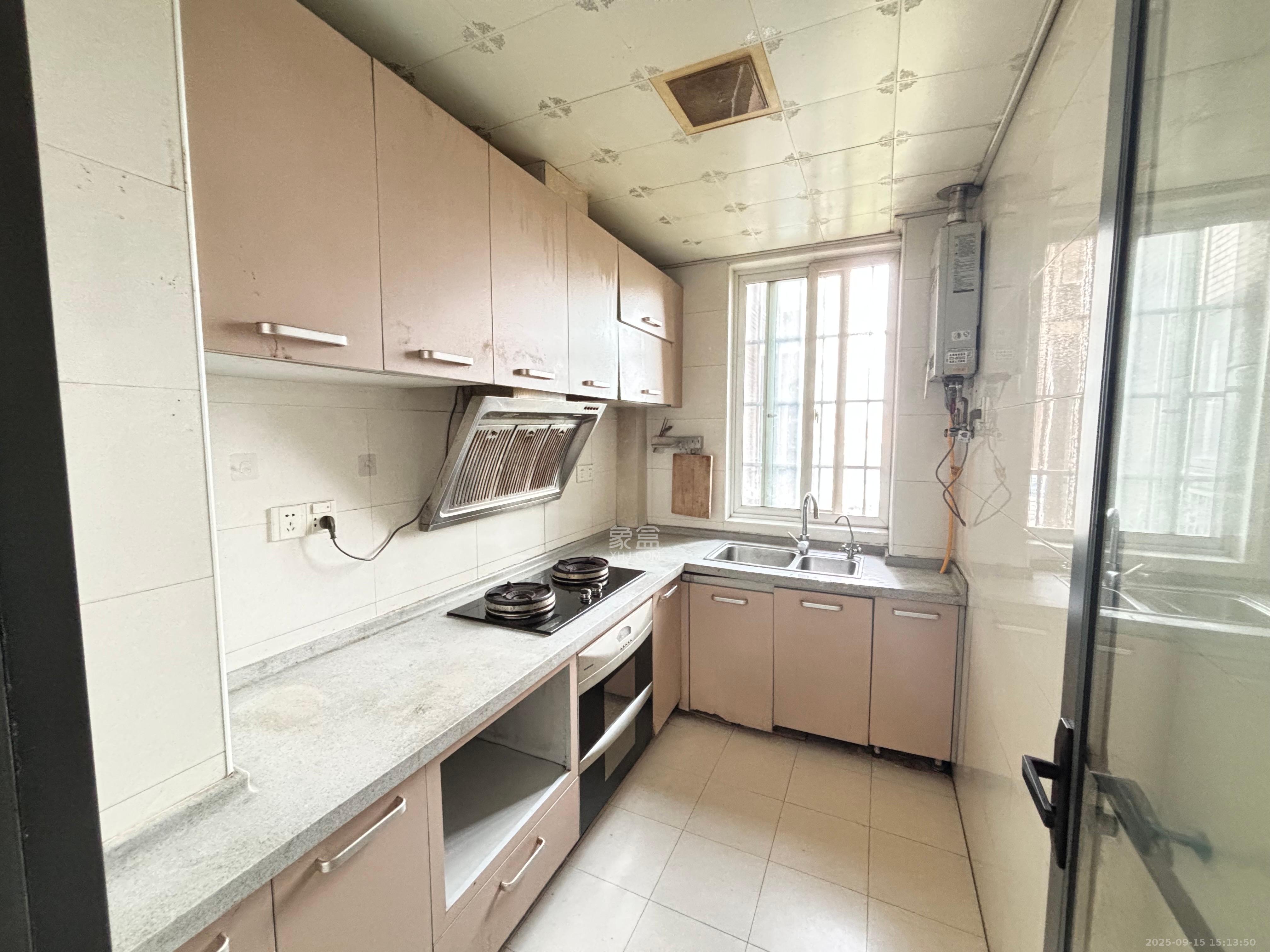 楚天世纪城东苑  2室2厅1卫    1500.0元/月室内图