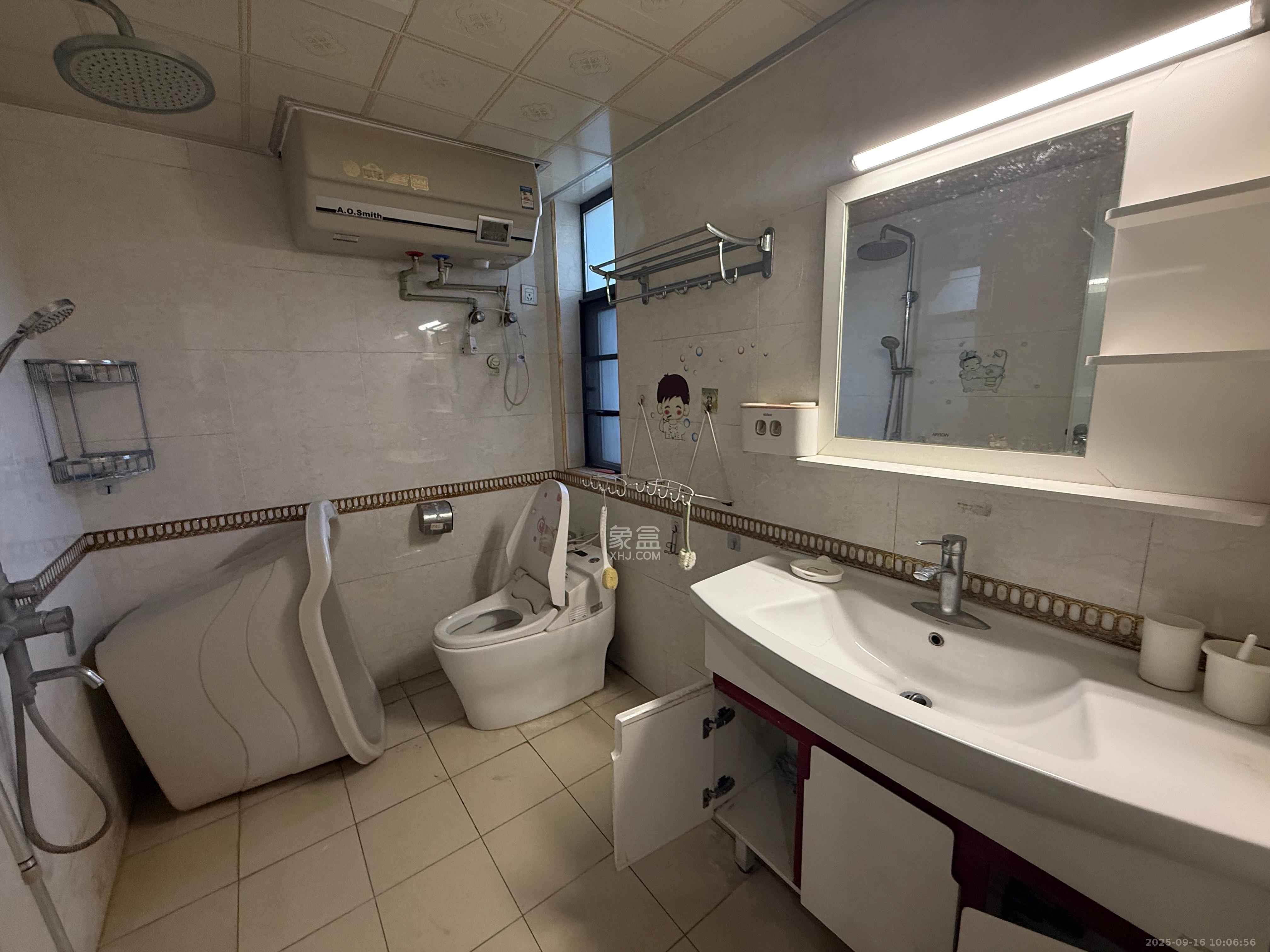 兰亭都荟（璟峰苑）  4室2厅2卫    4000.0元/月室内图