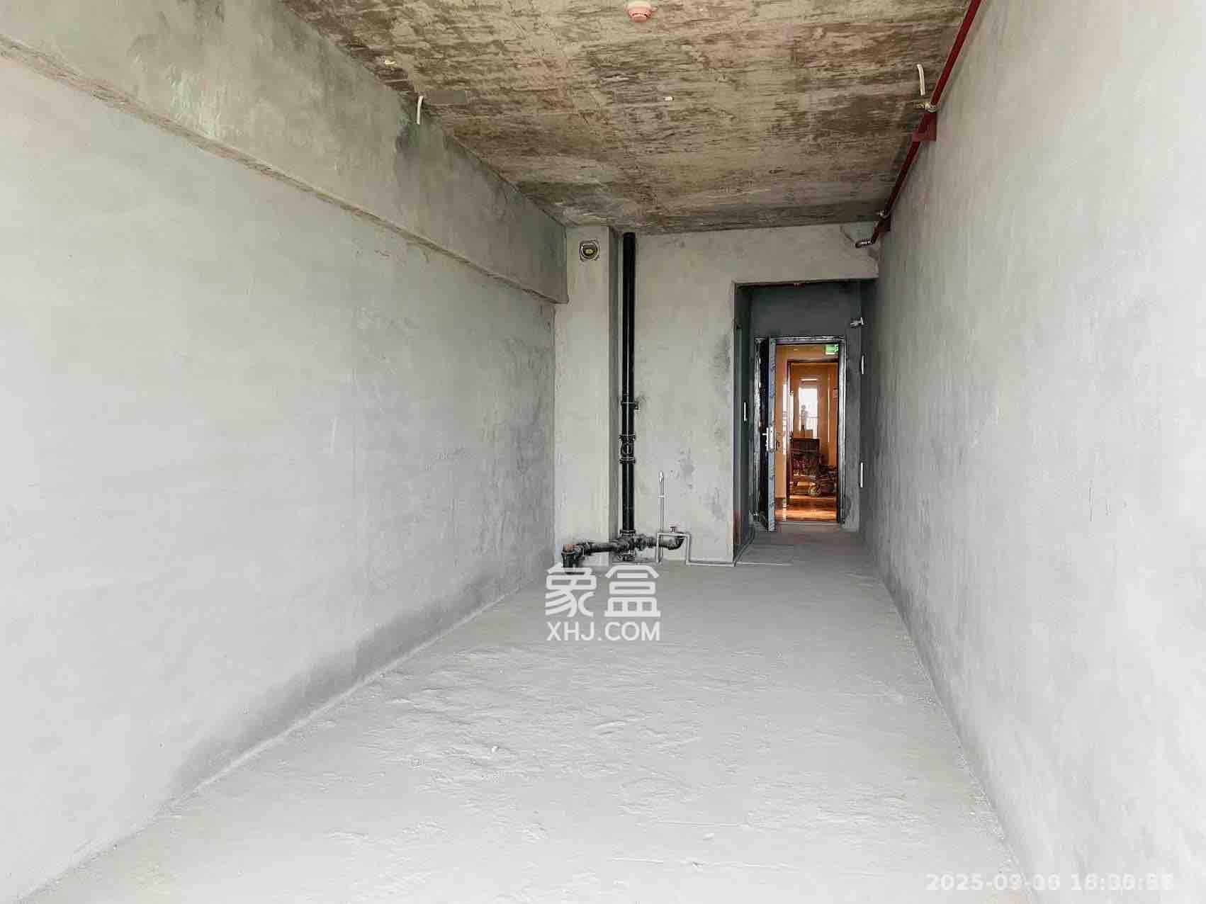 恒大誉府(融誉商业中心)  1室1厅1卫    1200.0元/月 恒大誉府(融誉商业中心)  1室1厅1卫    1200.0元/月室内图