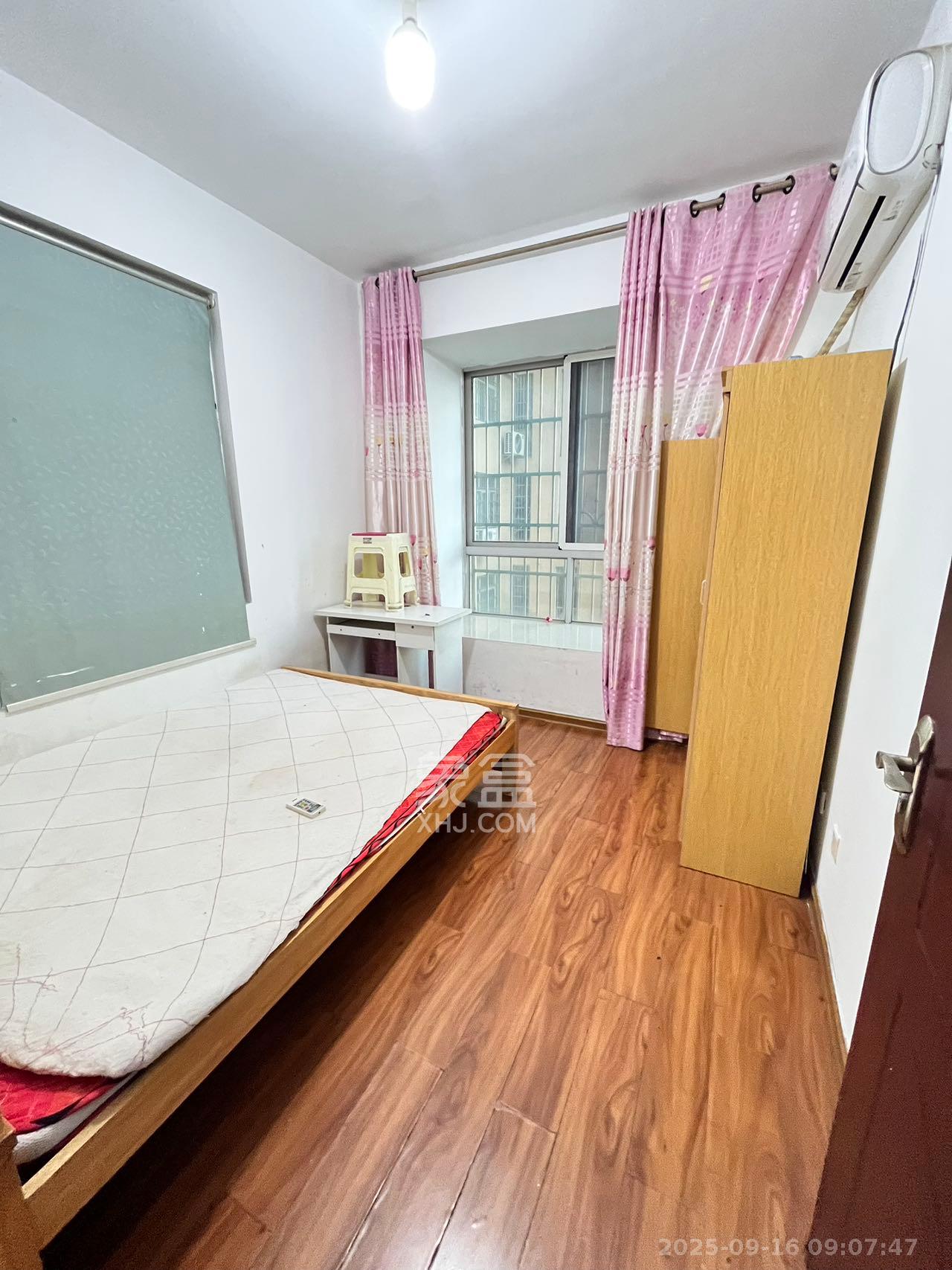 桃阳小区高层低层（安置小区）  3室2厅2卫    1700.0元/月室内图