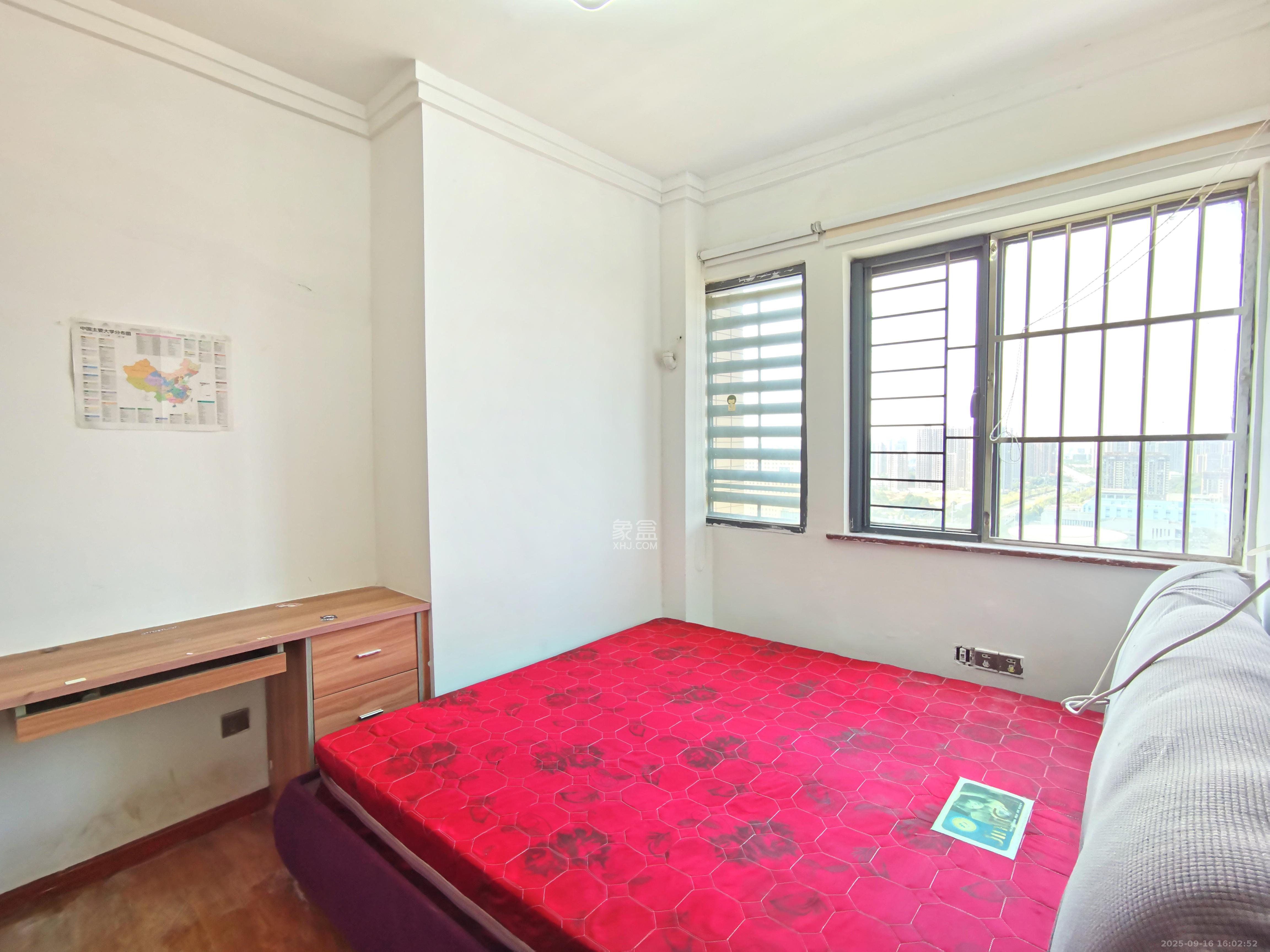 极目楚天 2室2厅1卫 2200.0元/月 极目楚天 2室2厅1卫 2200.0元/月室内图