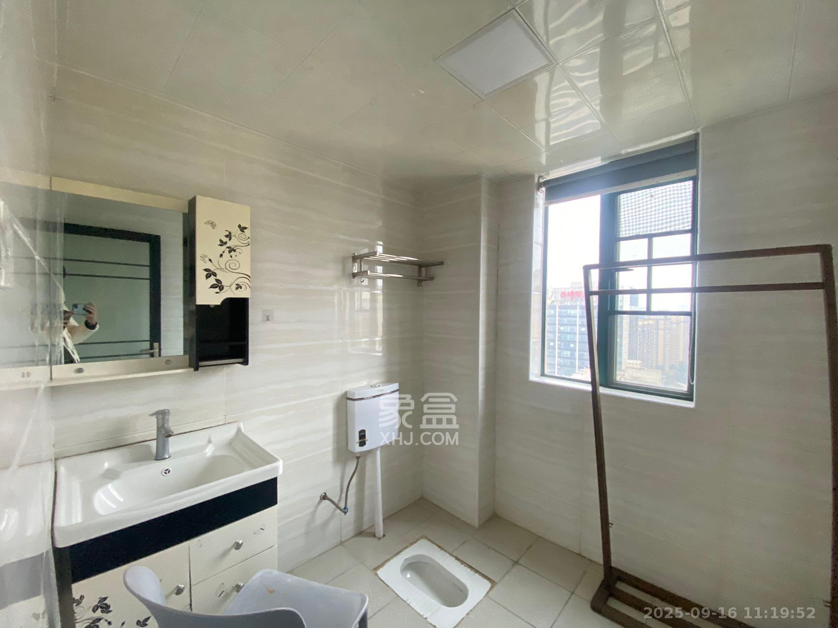 才子嘉都  5室2厅2卫    2800.0元/月室内图