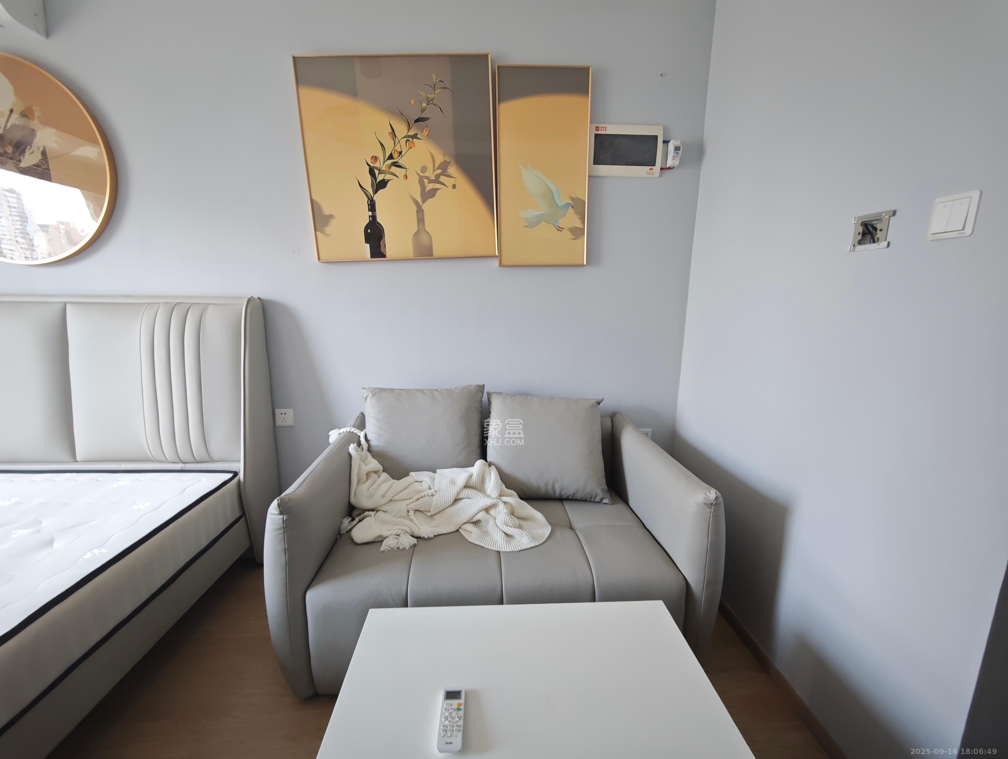 佳兆业云顶都汇 1室1厅1卫 1300.0元/月 佳兆业云顶都汇 1室1厅1卫 1300.0元/月室内图