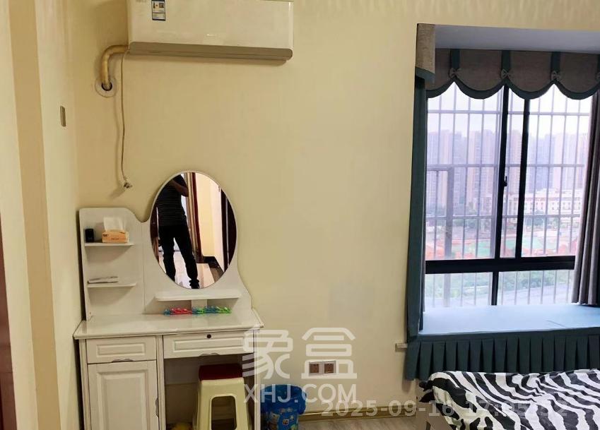 丰园城(鄱阳小区二期) 3室2厅1卫 1800.0元/月 丰园城(鄱阳小区二期) 3室2厅1卫 1800.0元/月室内图