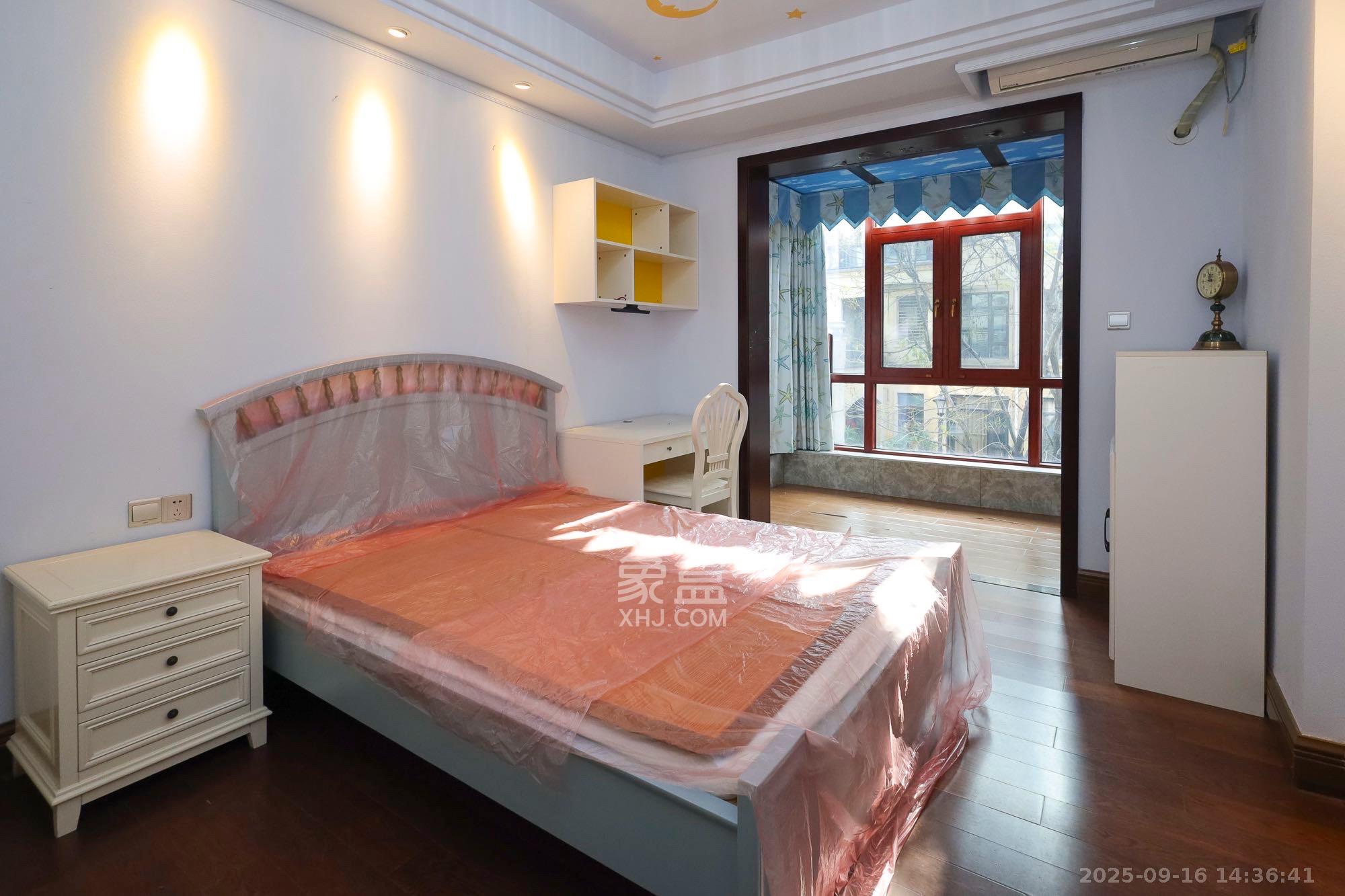 恒大御景天下城一期 3室2厅2卫 3500.0元/月 恒大御景天下城一期 3室2厅2卫 3500.0元/月室内图