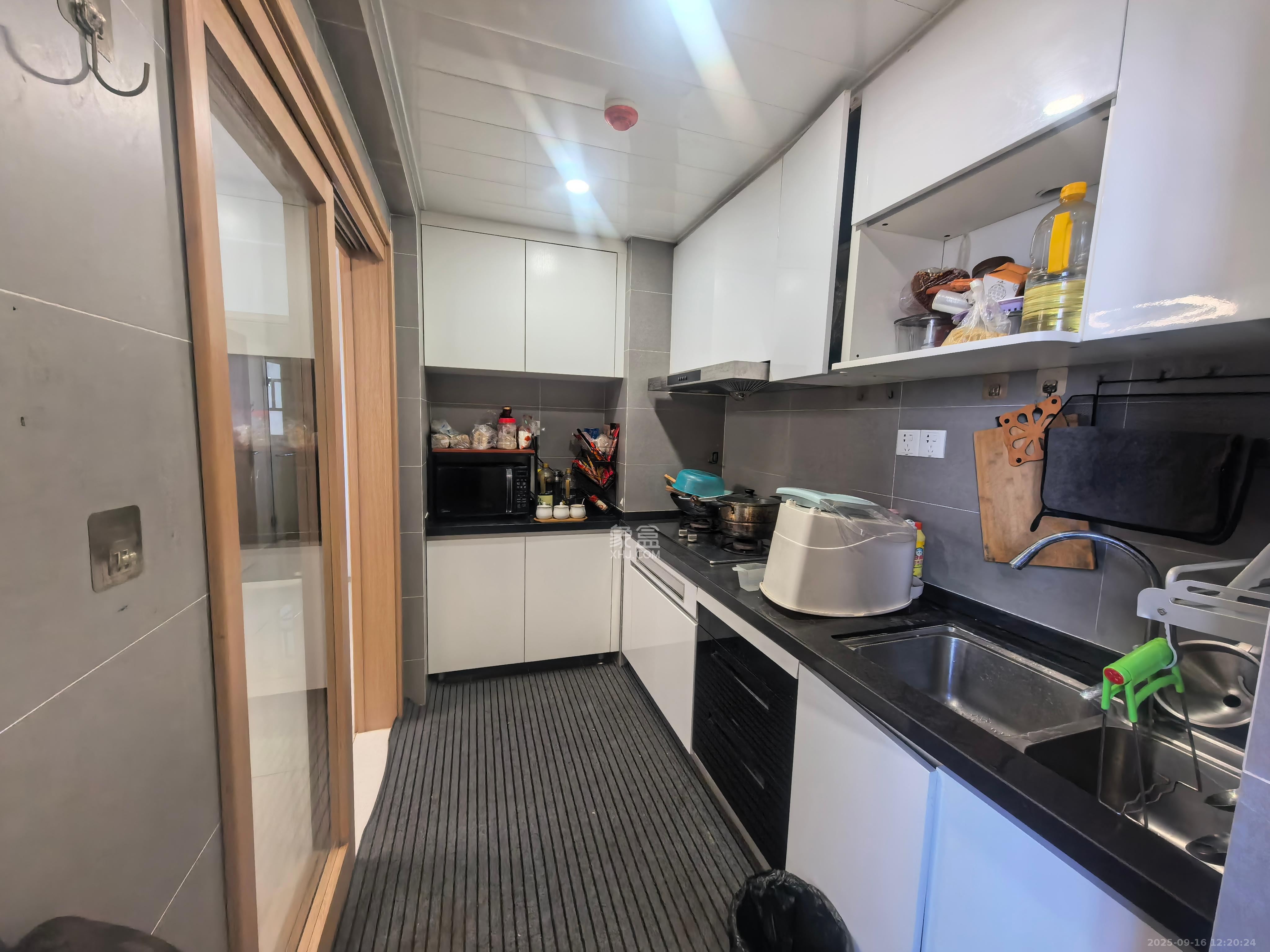 时代倾城二期  4室2厅2卫    2400.0元/月 时代倾城二期  4室2厅2卫    2400.0元/月室内图