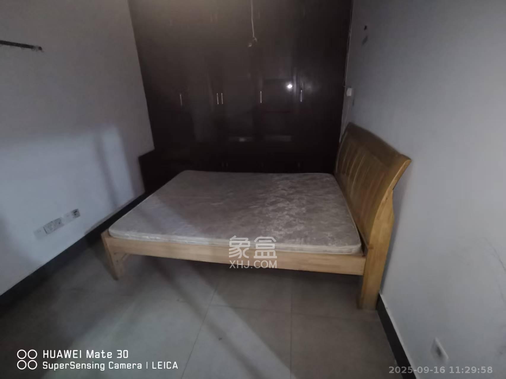 人民新村  2室1厅1卫    1800.0元/月室内图