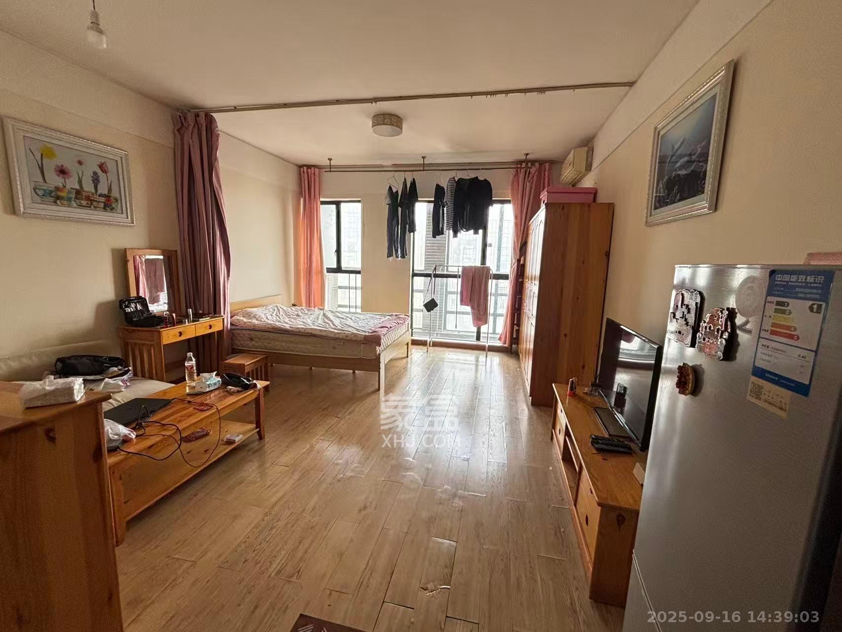 金土地第一湾 1室1厅1卫 1400.0元/月 金土地第一湾 1室1厅1卫 1400.0元/月室内图