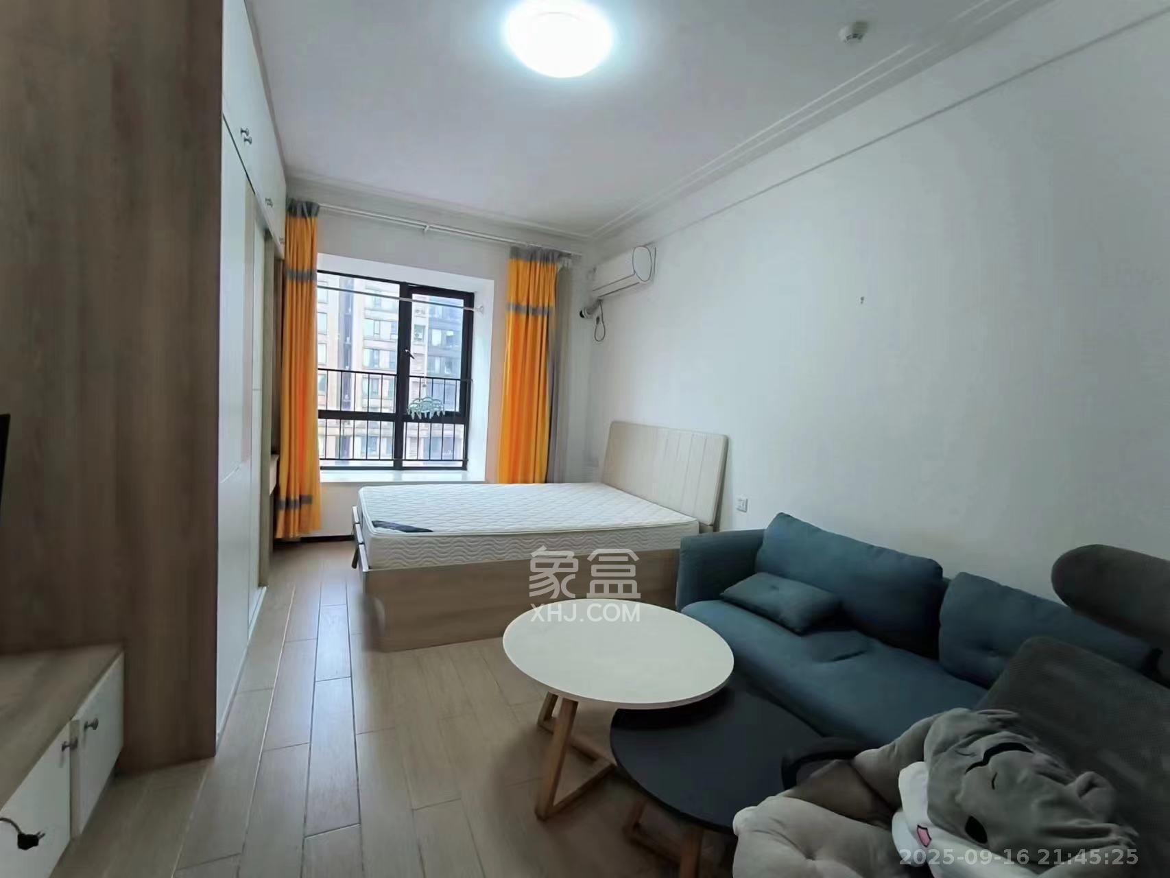 中海国际二期  1室0厅0卫    1200.0元/月 中海国际二期  1室0厅0卫    1200.0元/月