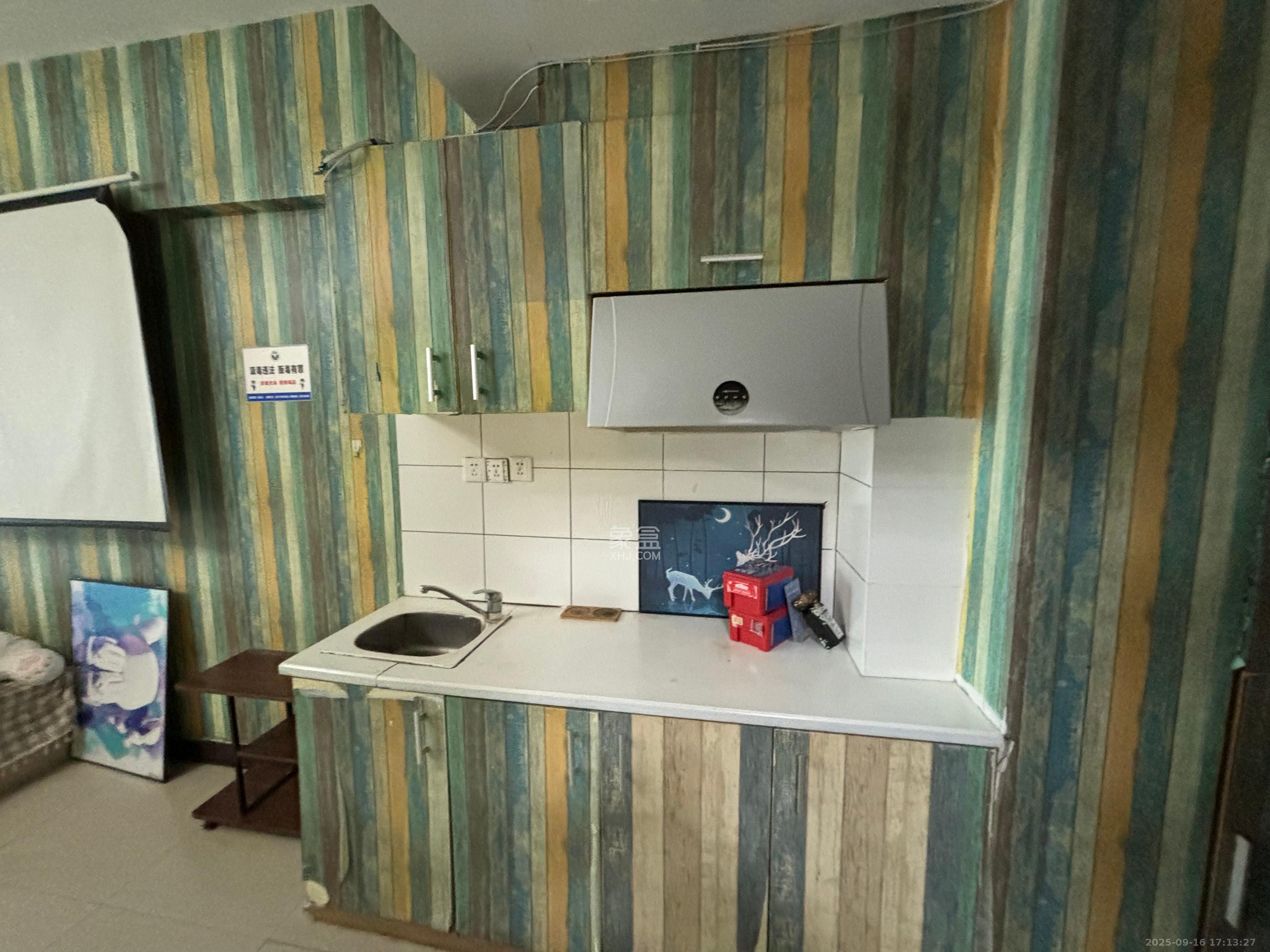 BOBO国际 1室0厅0卫 2300.0元/月 BOBO国际 1室0厅0卫 2300.0元/月室内图