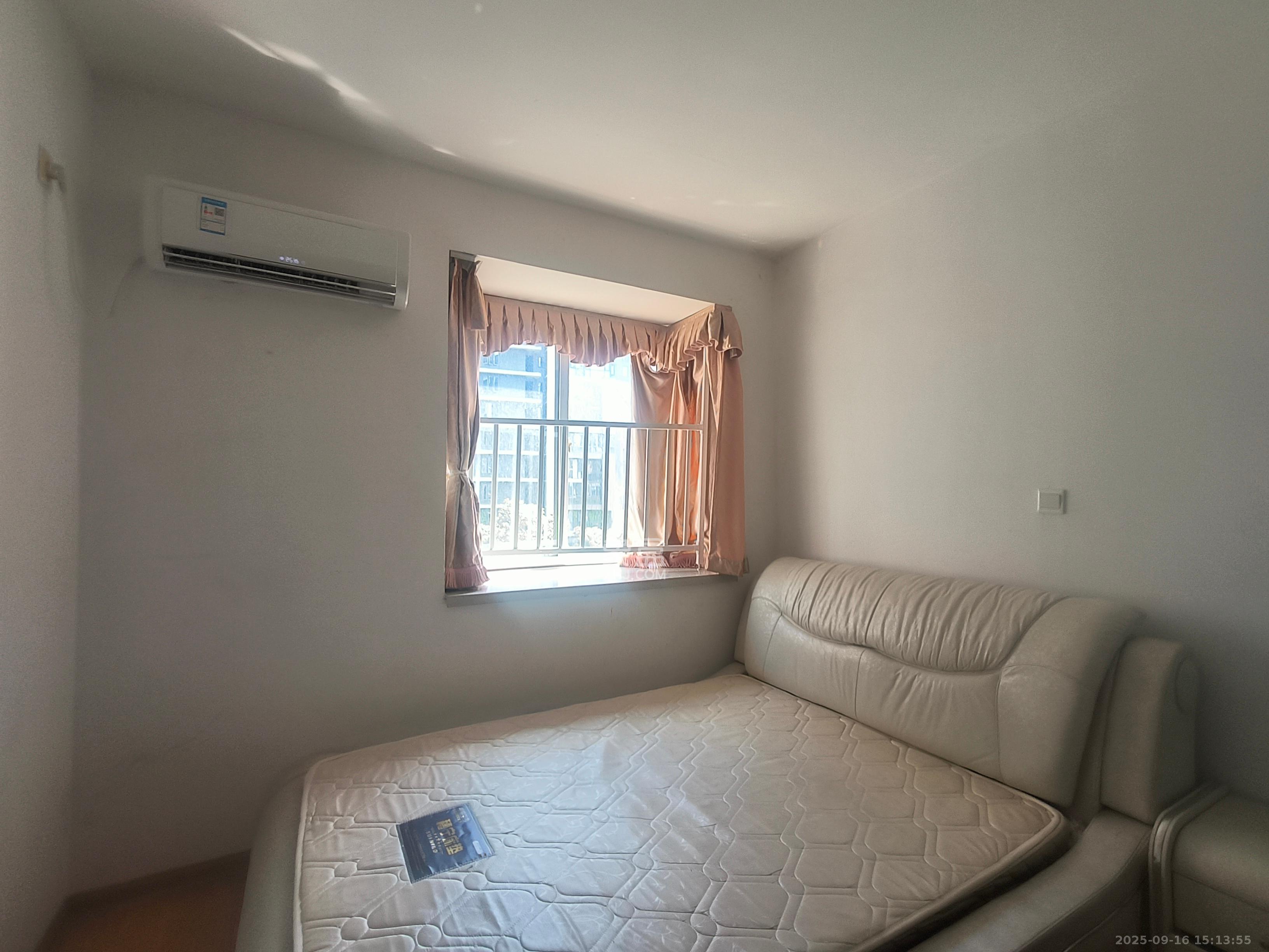 龙王港社区  2室1厅1卫    2300.0元/月室内图