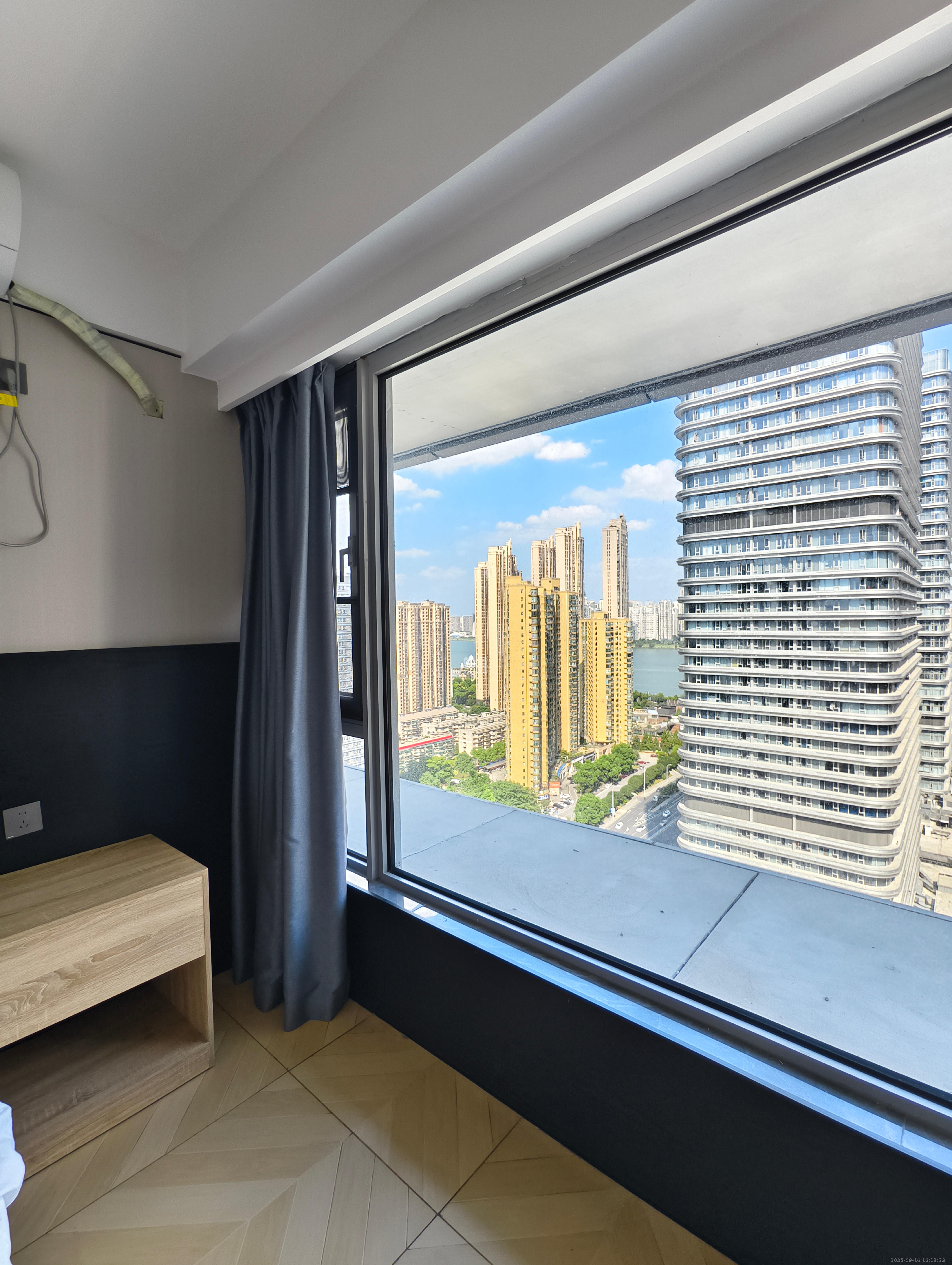 保利天禧EF区 1室1厅1卫 2000.0元/月 保利天禧EF区 1室1厅1卫 2000.0元/月室内图