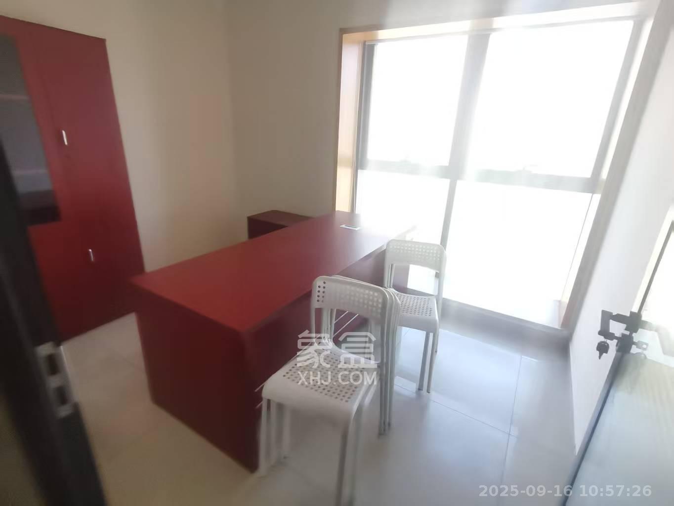 长房时代城   260.0㎡      14000.0元/月