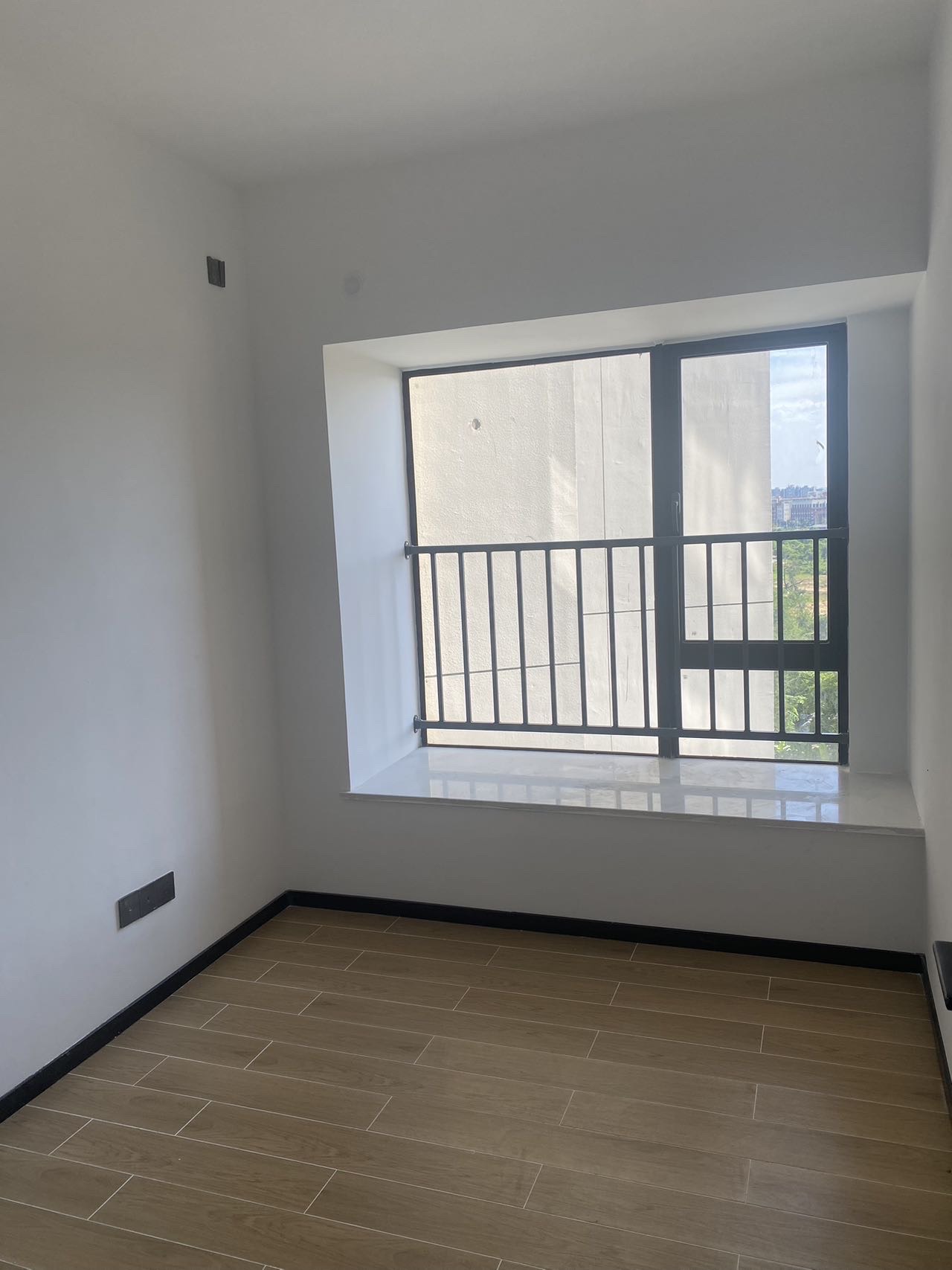 瑞和园 4室2厅1卫 1800.0元/月 瑞和园 4室2厅1卫 1800.0元/月室内图