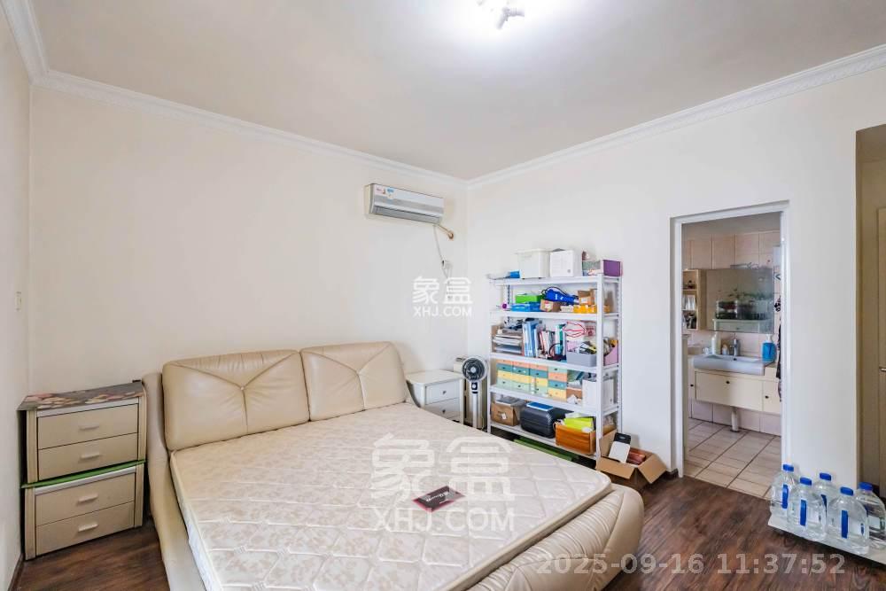 华盛新外滩 4室2厅2卫 5500.0元/月 华盛新外滩 4室2厅2卫 5500.0元/月室内图