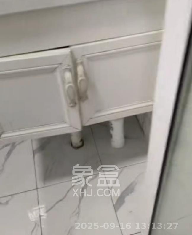欧亚达国际广场  1室1厅1卫   2200.00元/月