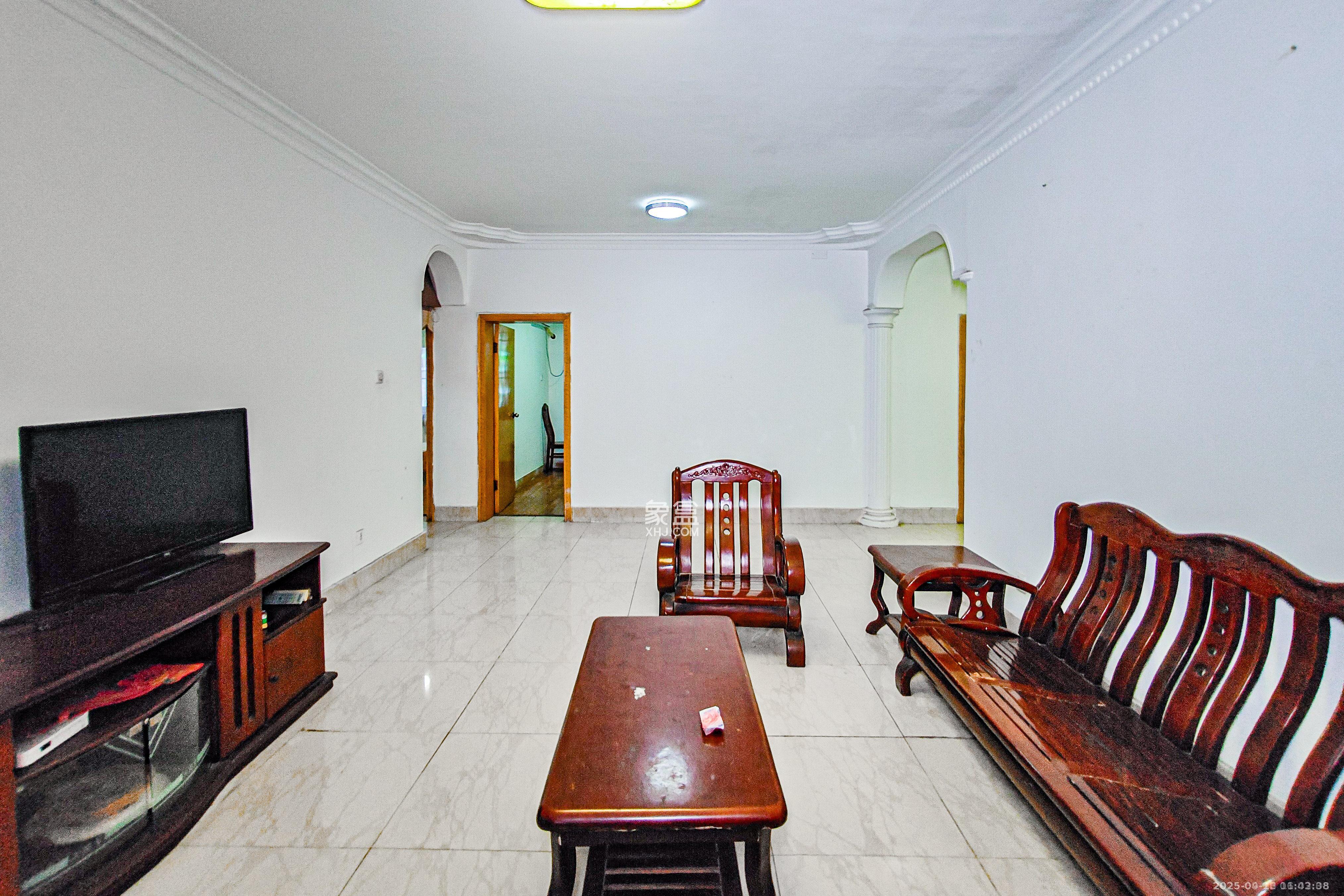 刑警之家 3室2厅2卫 1600.0元/月 刑警之家 3室2厅2卫 1600.0元/月室内图