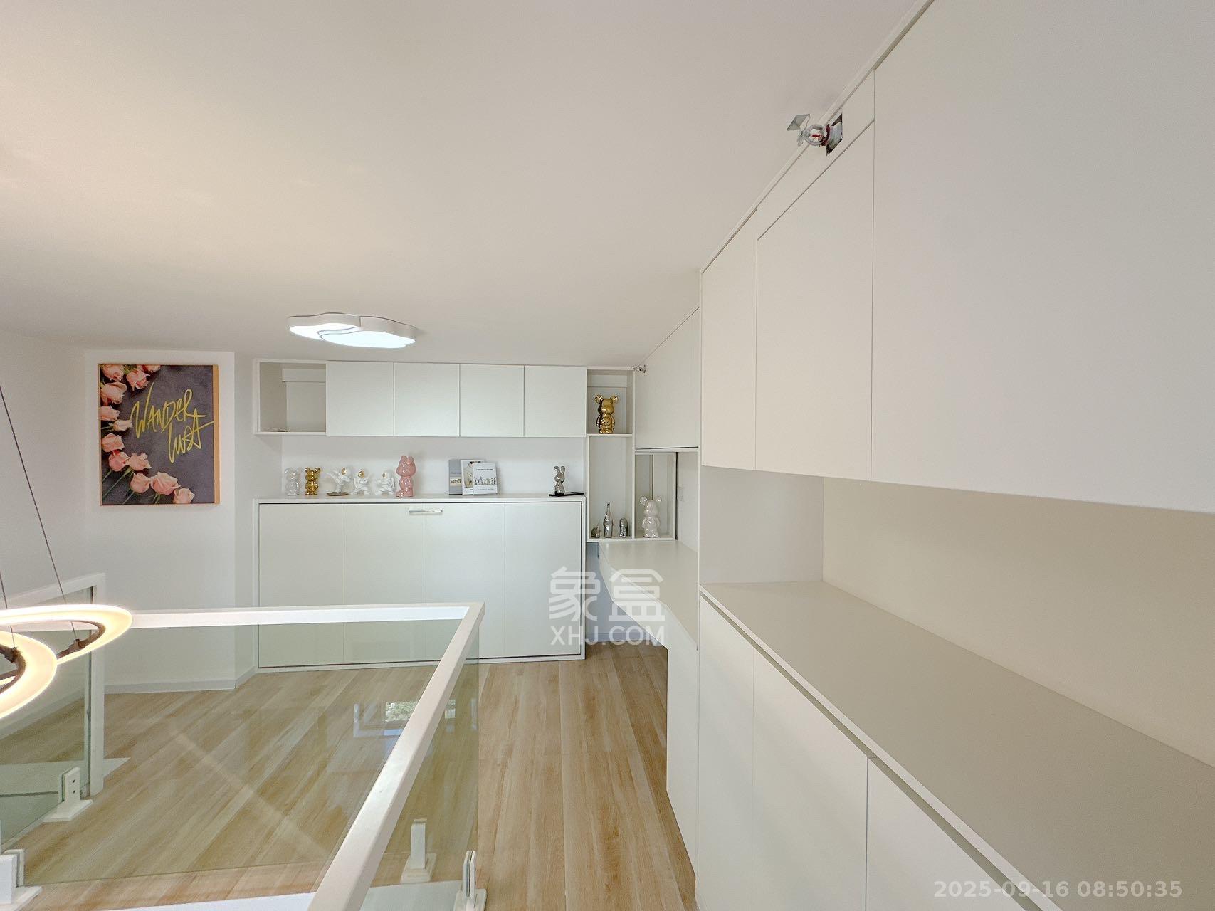 卓越中寰  1室1厅1卫    2800.0元/月室内图