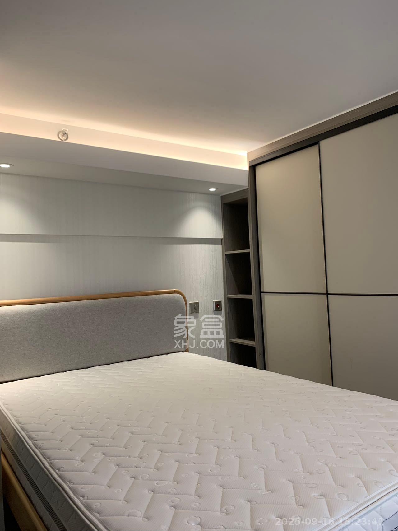 华远华时代 3室2厅2卫 3800.0元/月 华远华时代 3室2厅2卫 3800.0元/月室内图