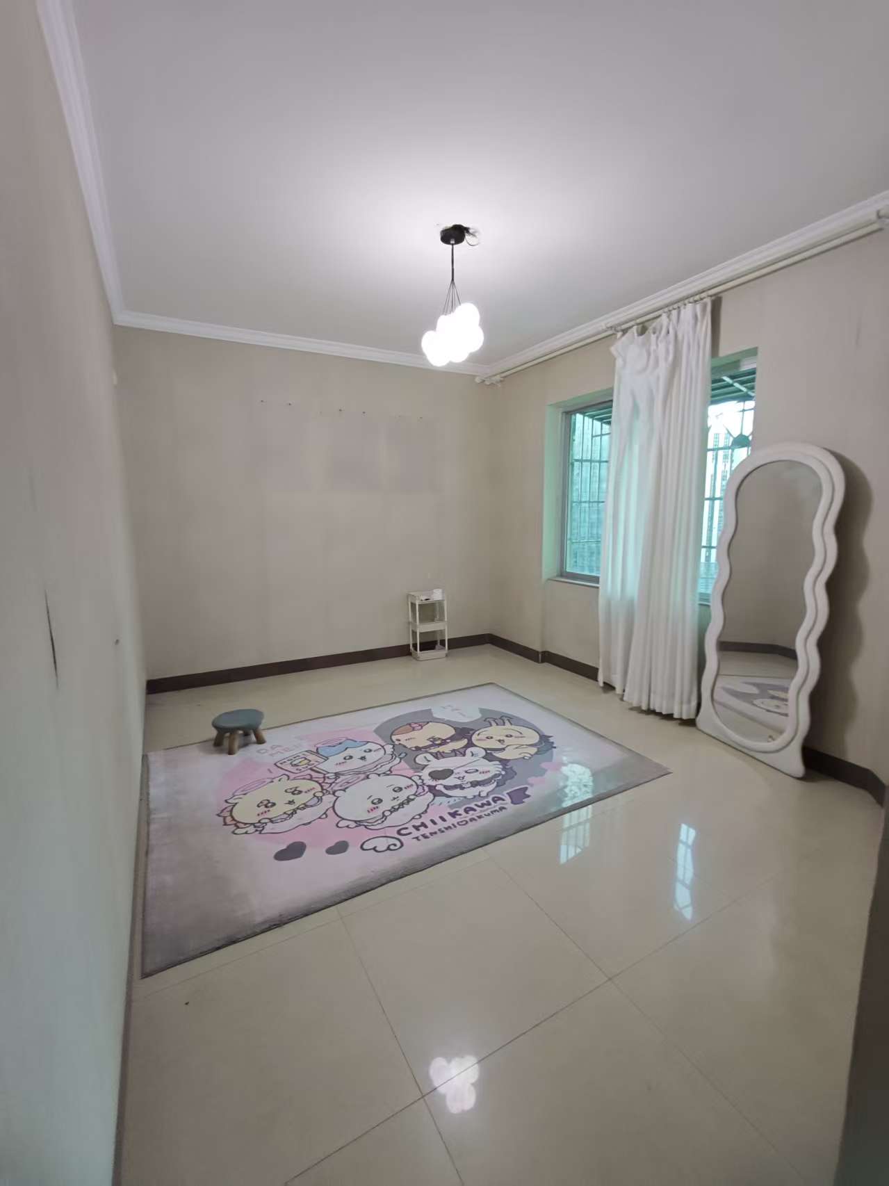 富豪大厦(富豪花园) 3室2厅1卫 2600.0元/月 富豪大厦(富豪花园) 3室2厅1卫 2600.0元/月室内图